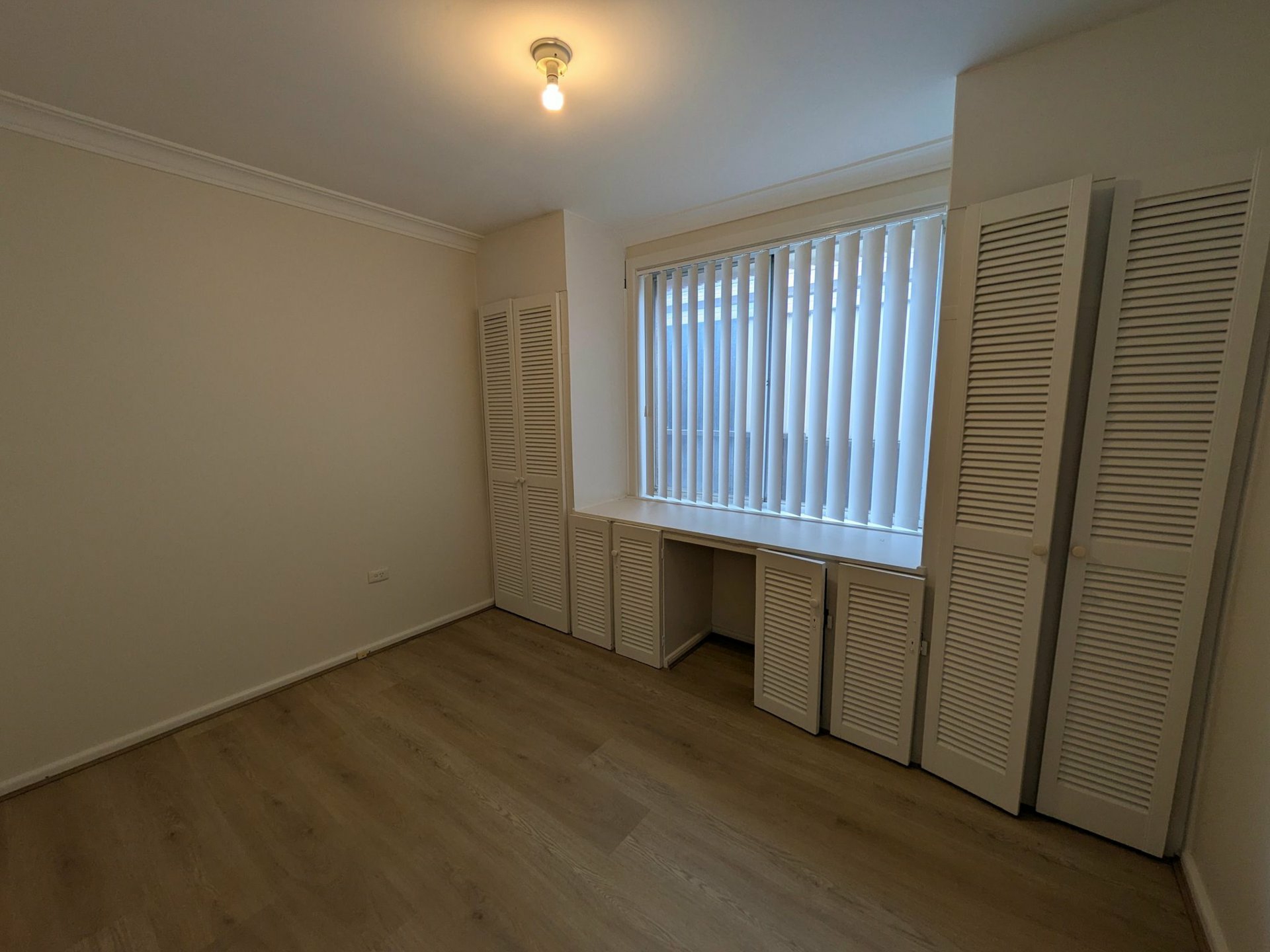 10 Jordon Street — photo 5 of 8
