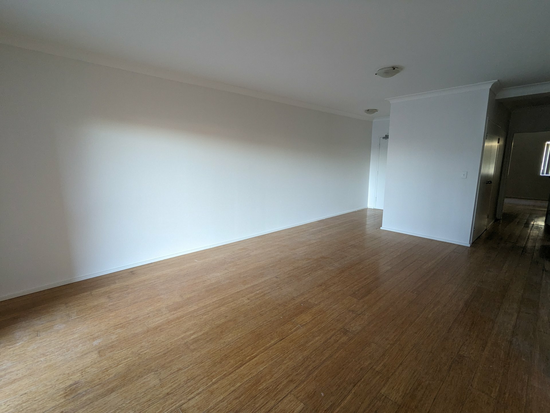 3/54 KIng Street — photo 3 of 9