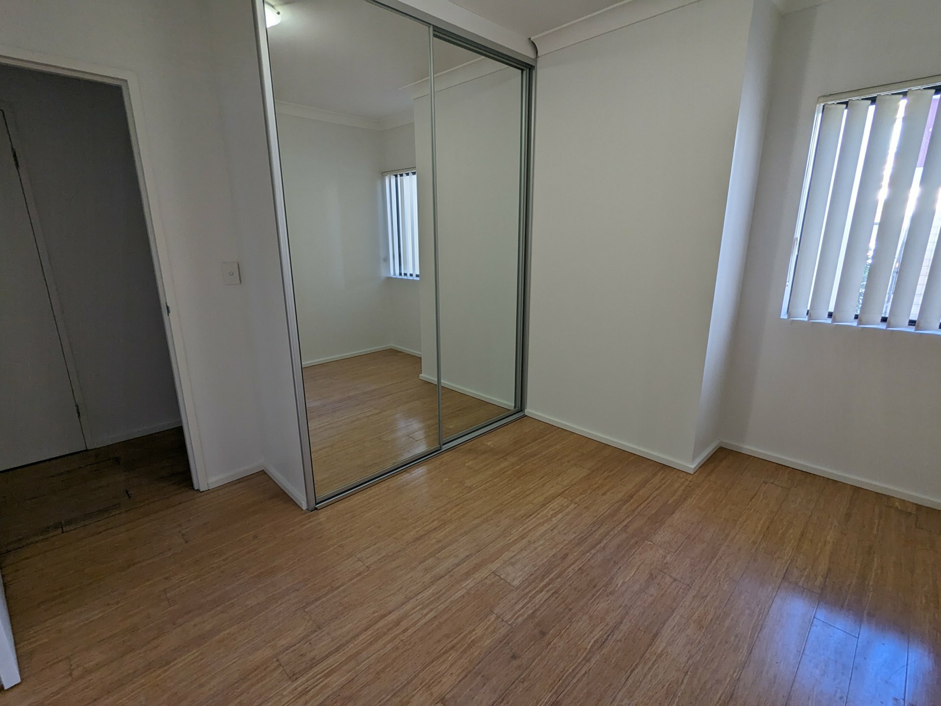 3/54 KIng Street — photo 5 of 9