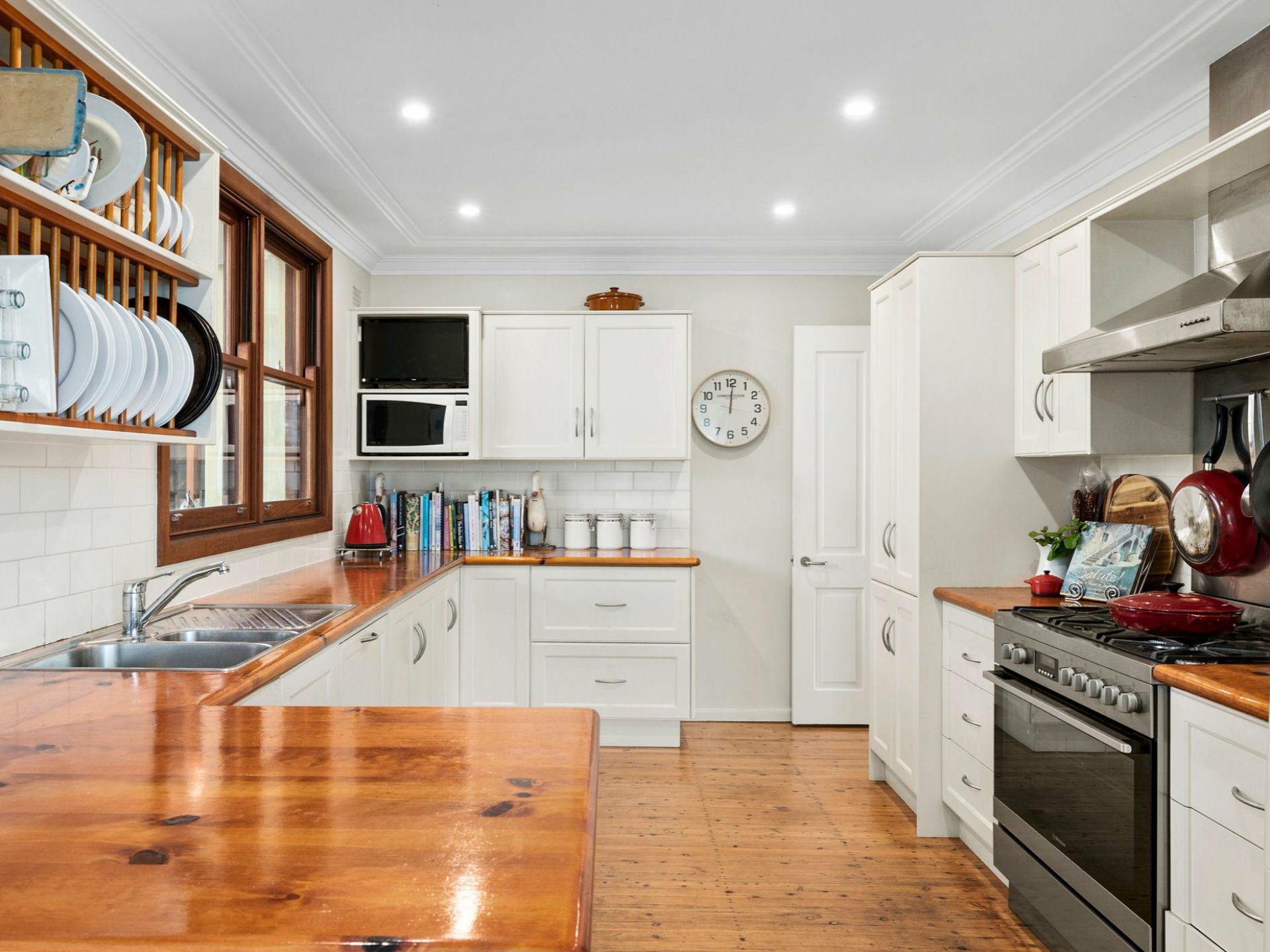 31 Narrabeen Park Parade, NORTH NARRABEEN