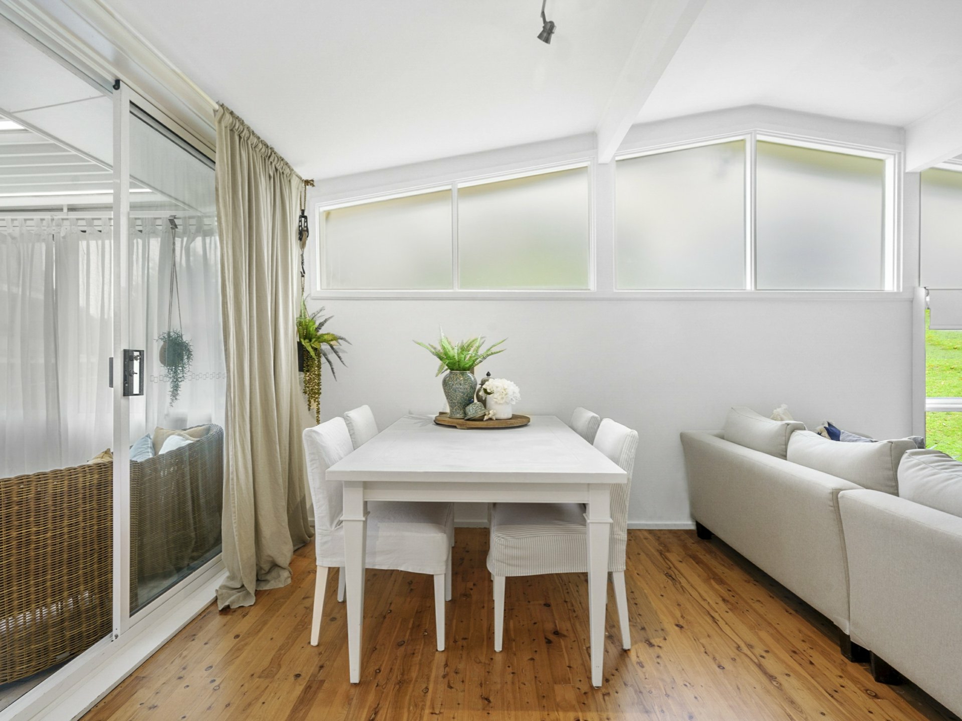 51 Wesley Street, Elanora Heights