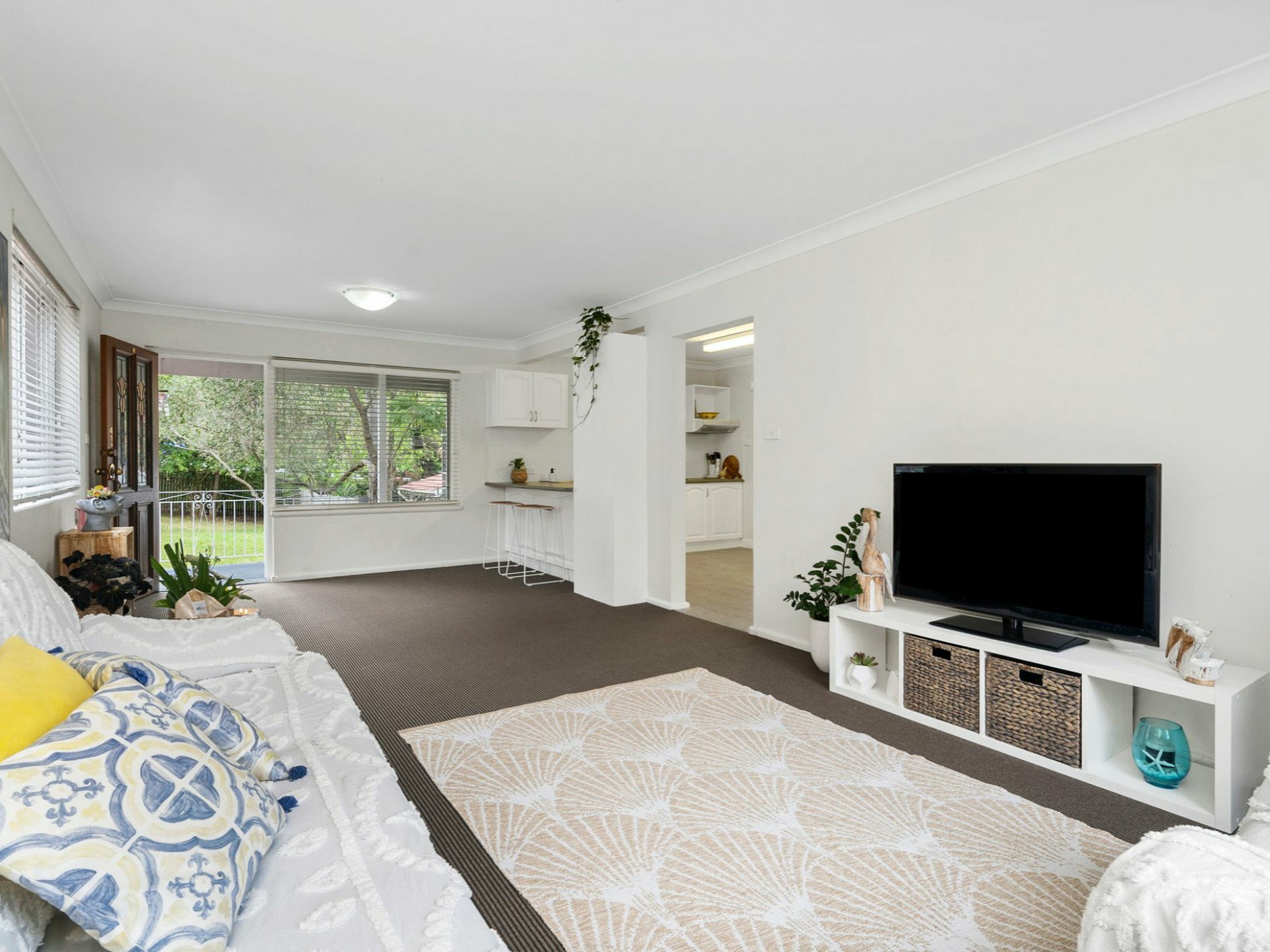 41 Lakeview Parade, WARRIEWOOD