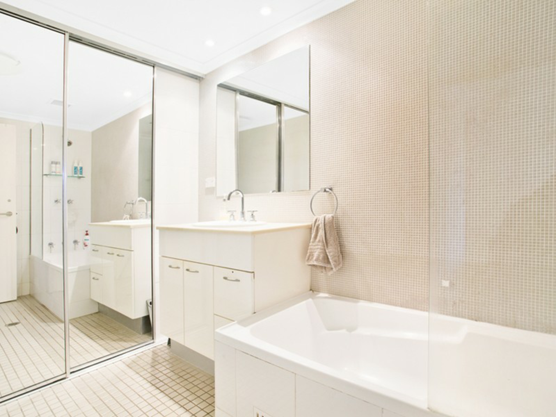 228/168 Queenscliff Road, QUEENSCLIFF