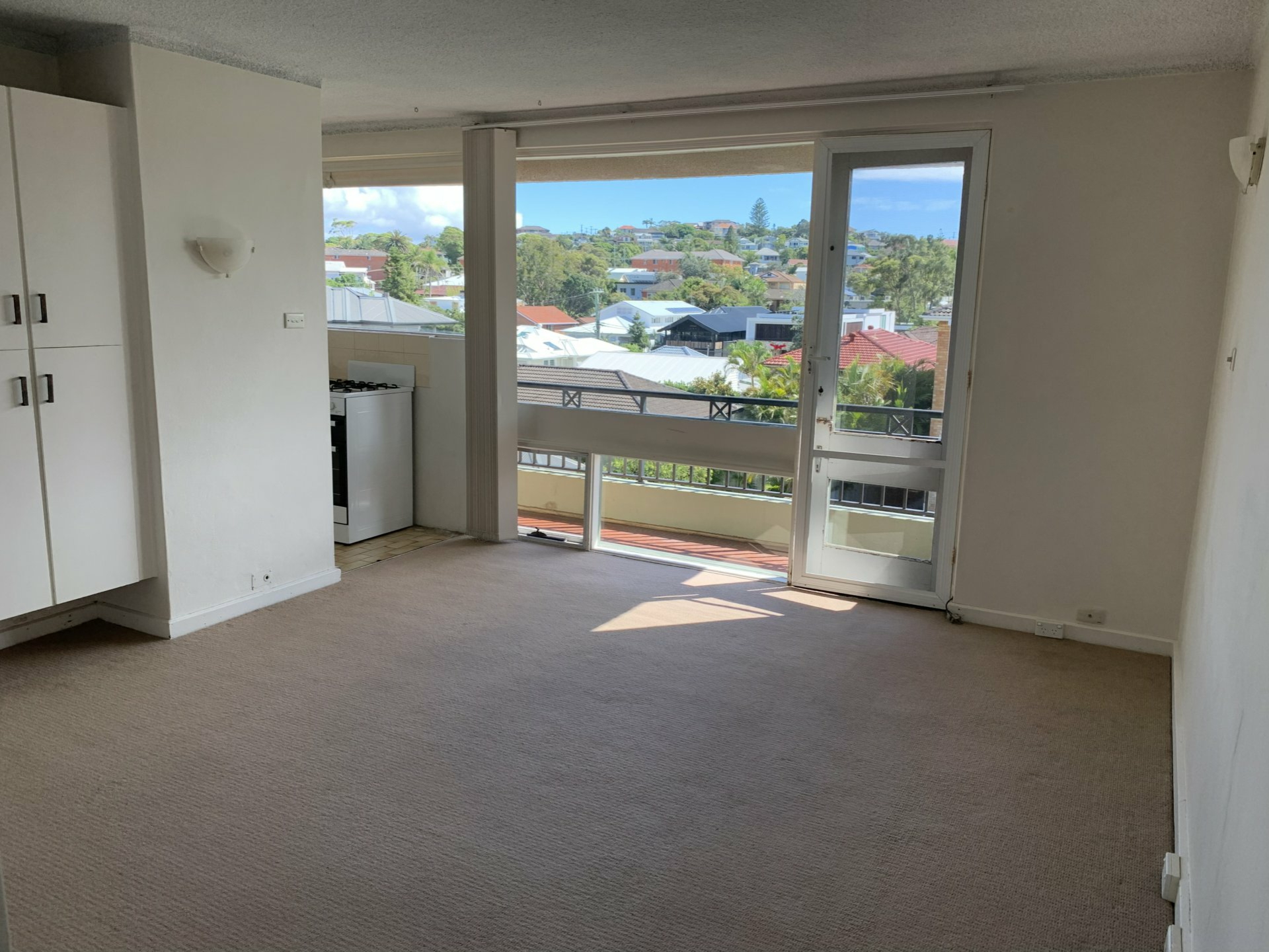 10/16 Moore Road, FRESHWATER