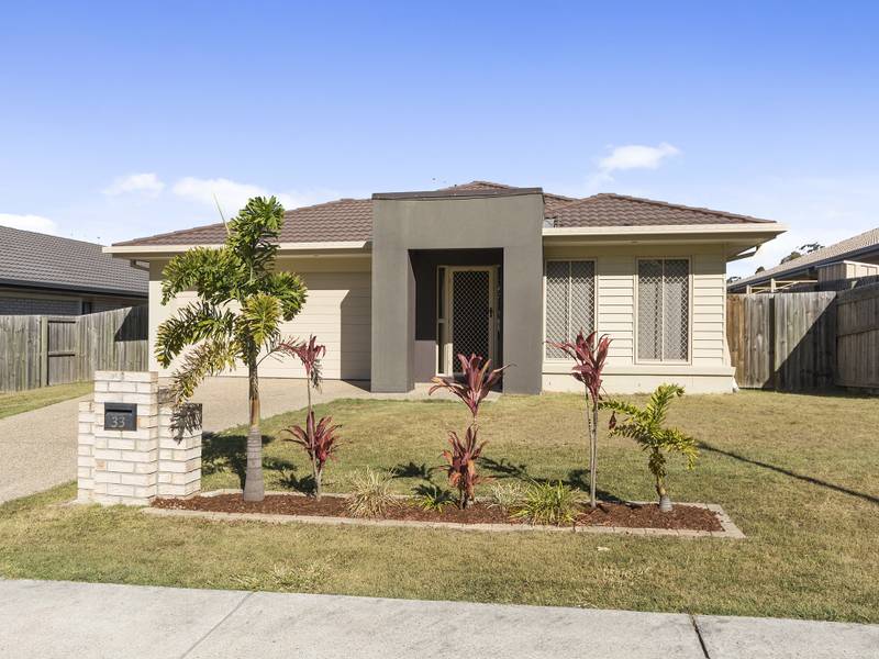 33 Eustace Circuit Augustine Heights QLD