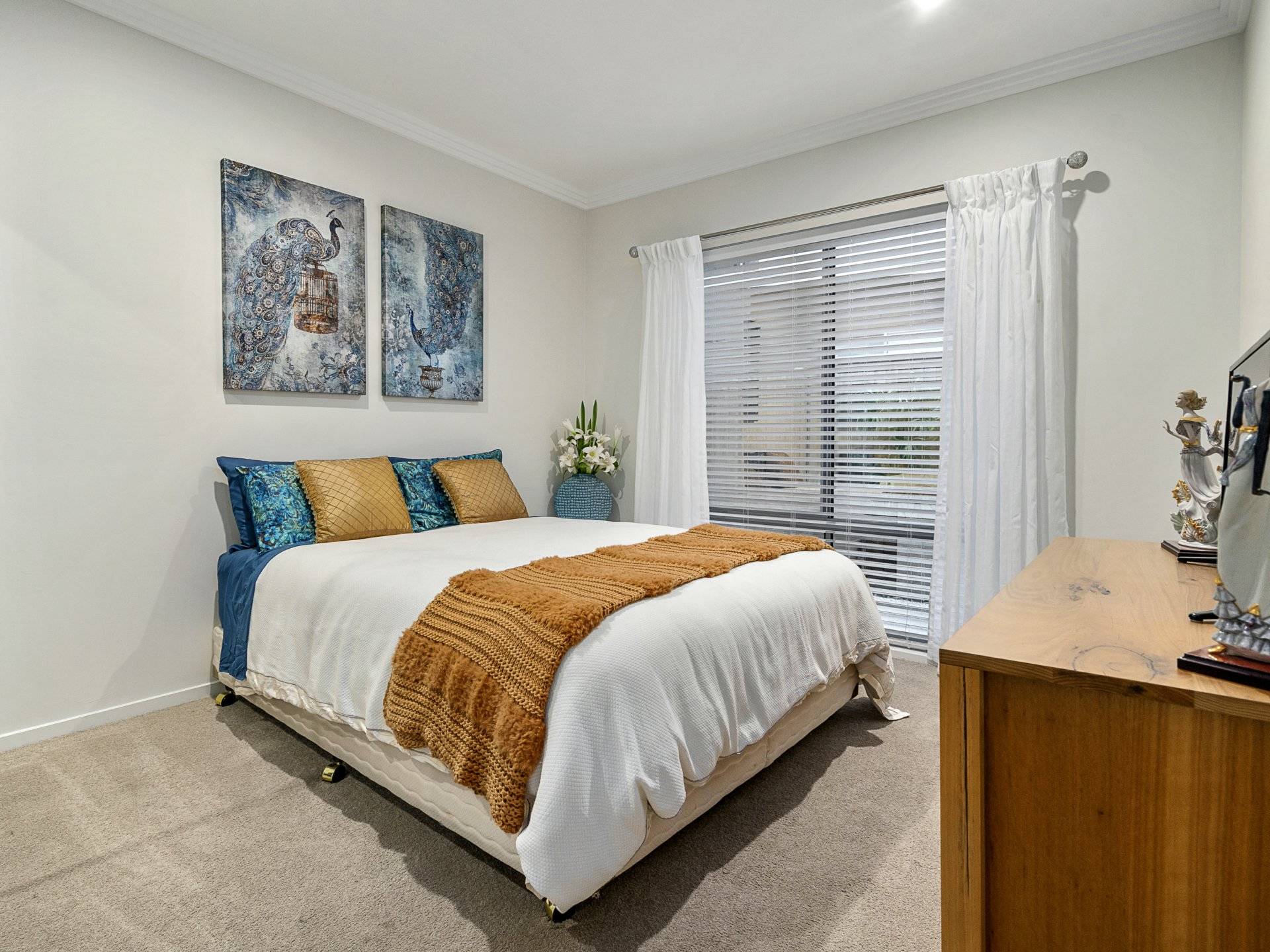 32 Monterey Circuit, BROOKWATER