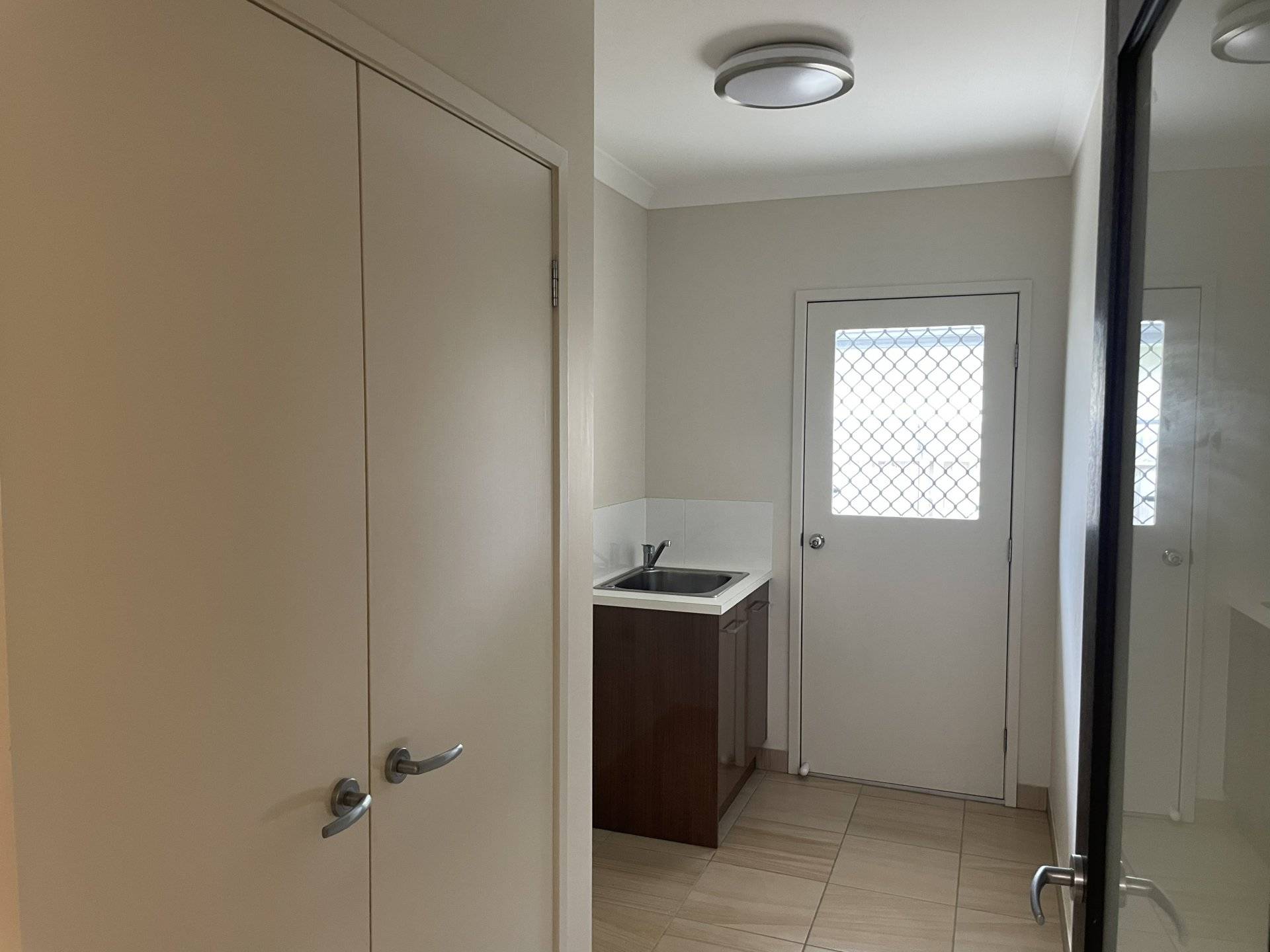 40 Foreshore Drive, SPRINGFIELD LAKES