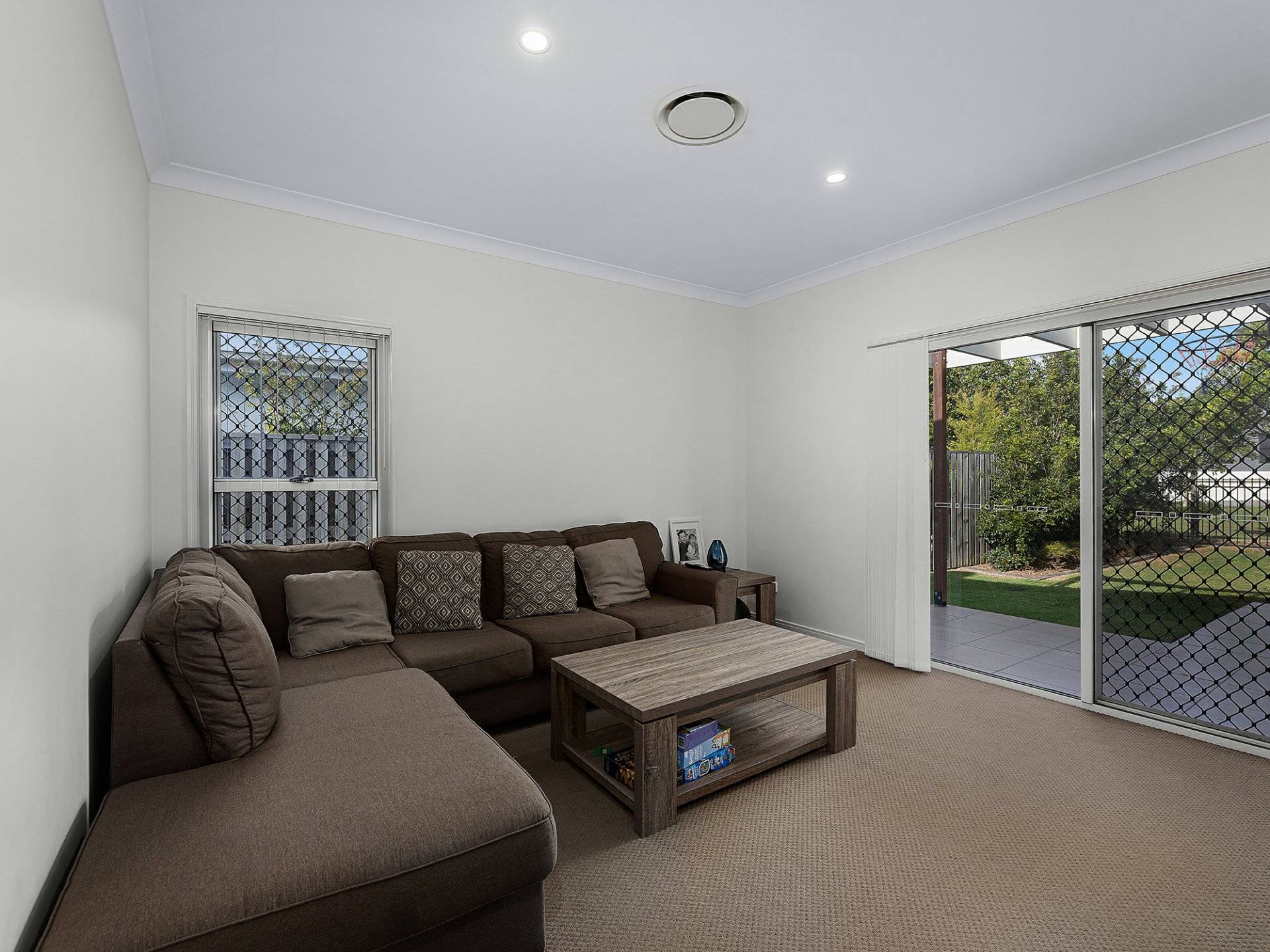 15 Raynuha Way, BROOKWATER
