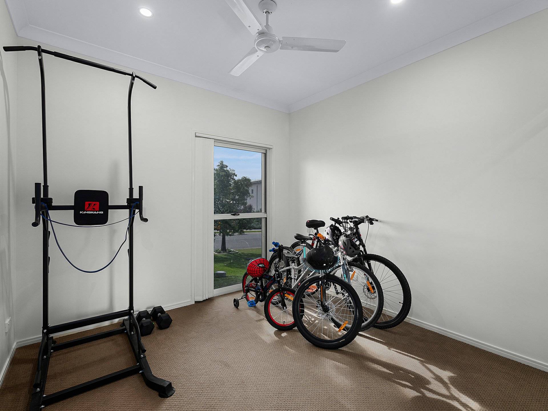 15 Raynuha Way, BROOKWATER