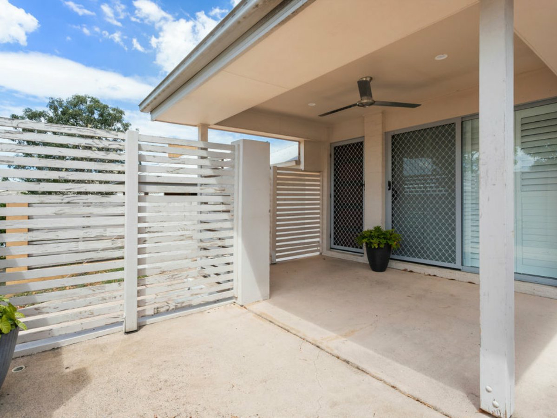 38 Dry Dock Circuit, SPRINGFIELD LAKES