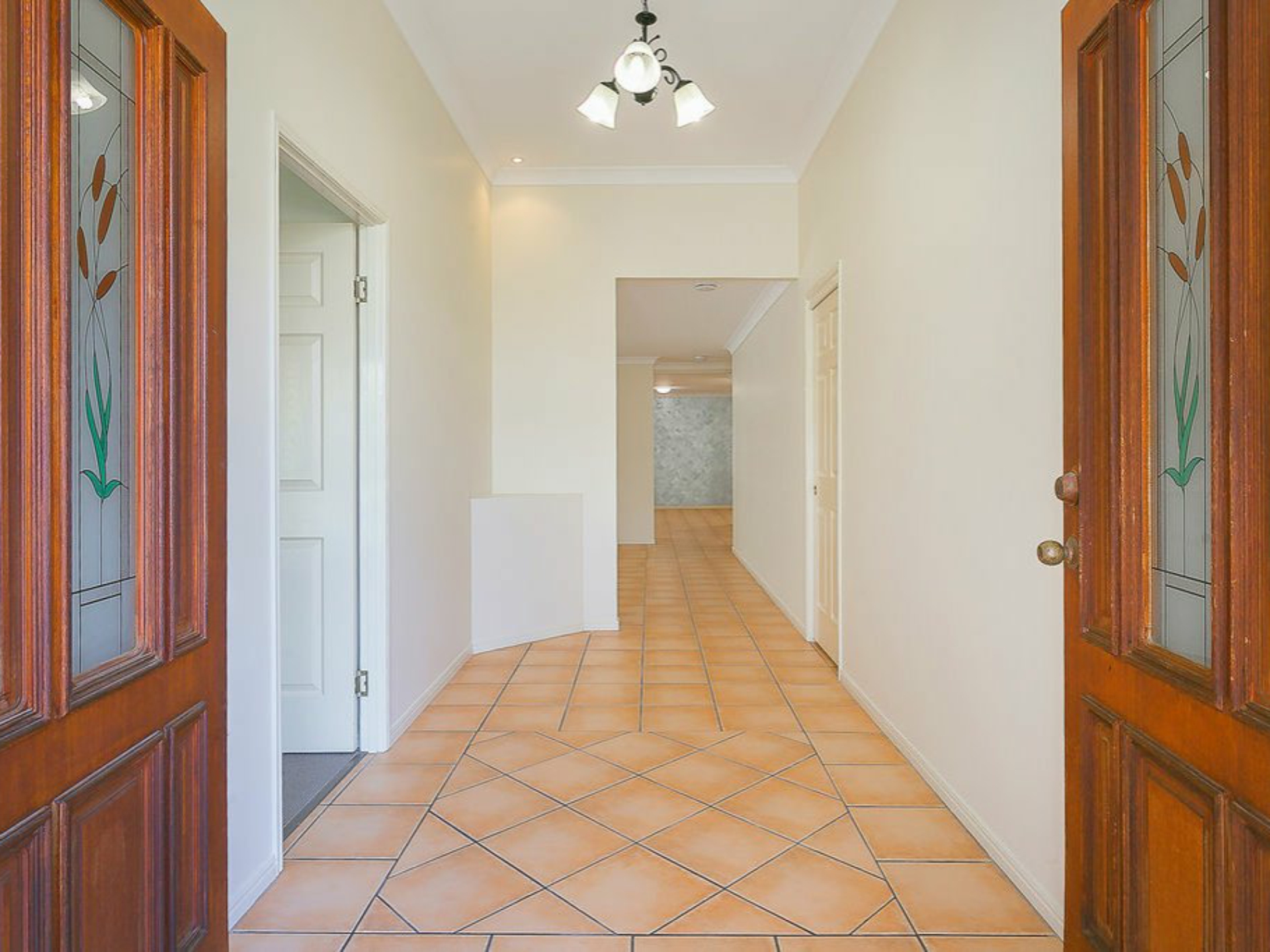 4 Prospero Circuit, SPRINGFIELD LAKES