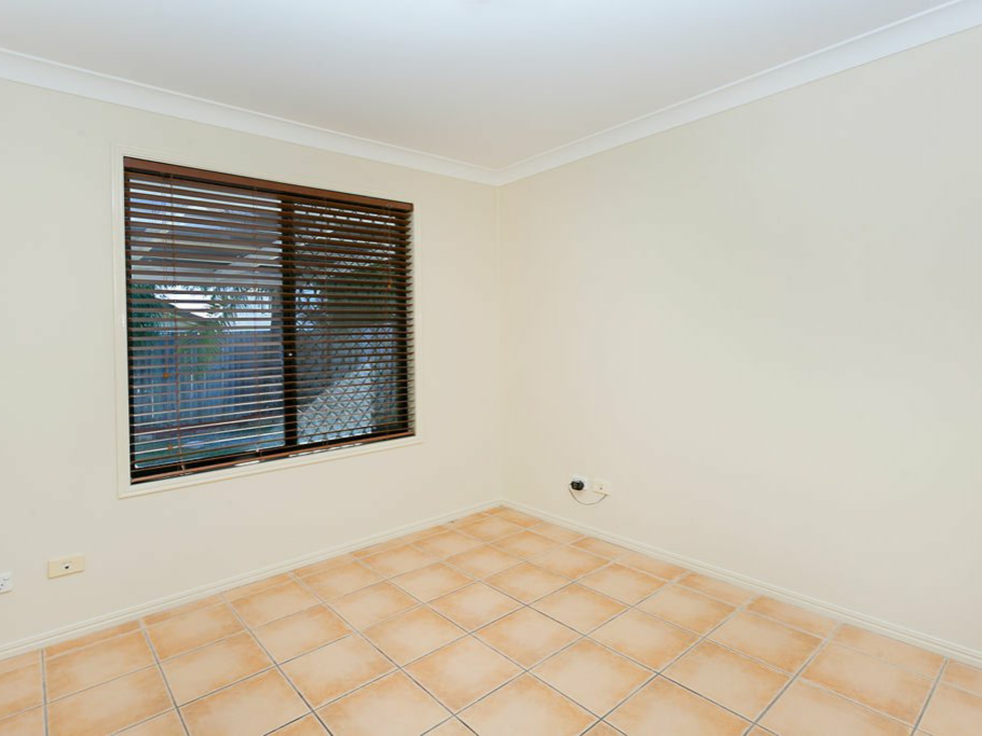 4 Prospero Circuit, SPRINGFIELD LAKES