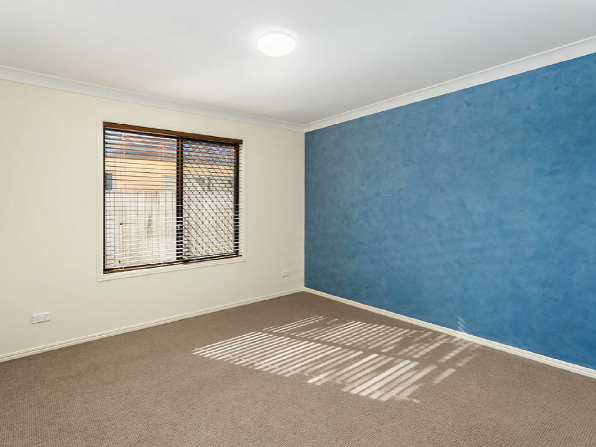 4 Prospero Circuit, SPRINGFIELD LAKES