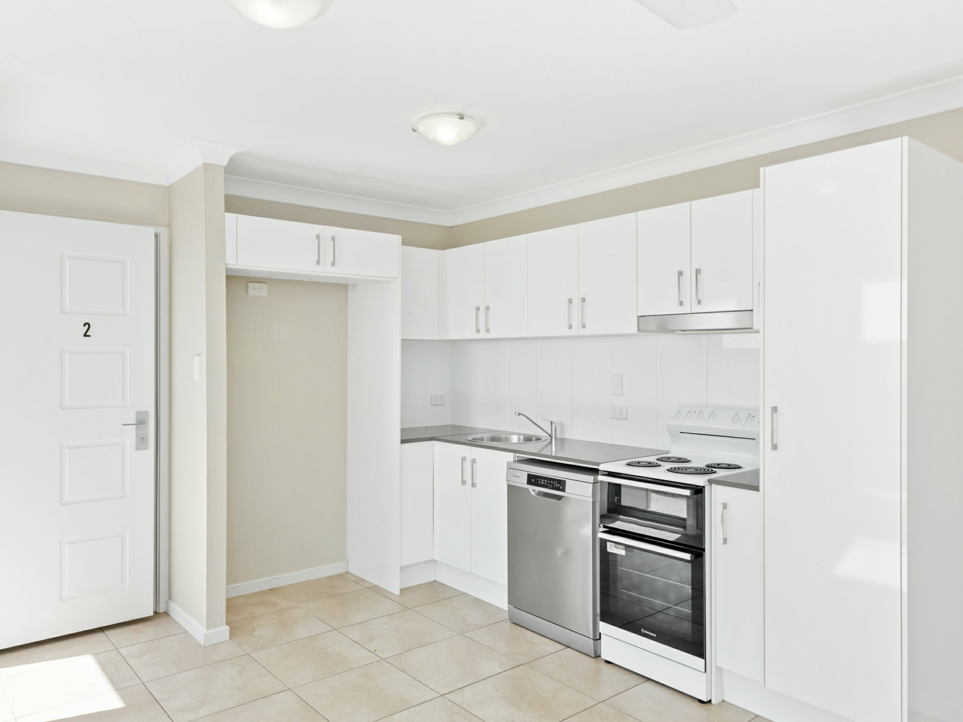 Unit 2/10 Folkes Close, BELLBIRD PARK