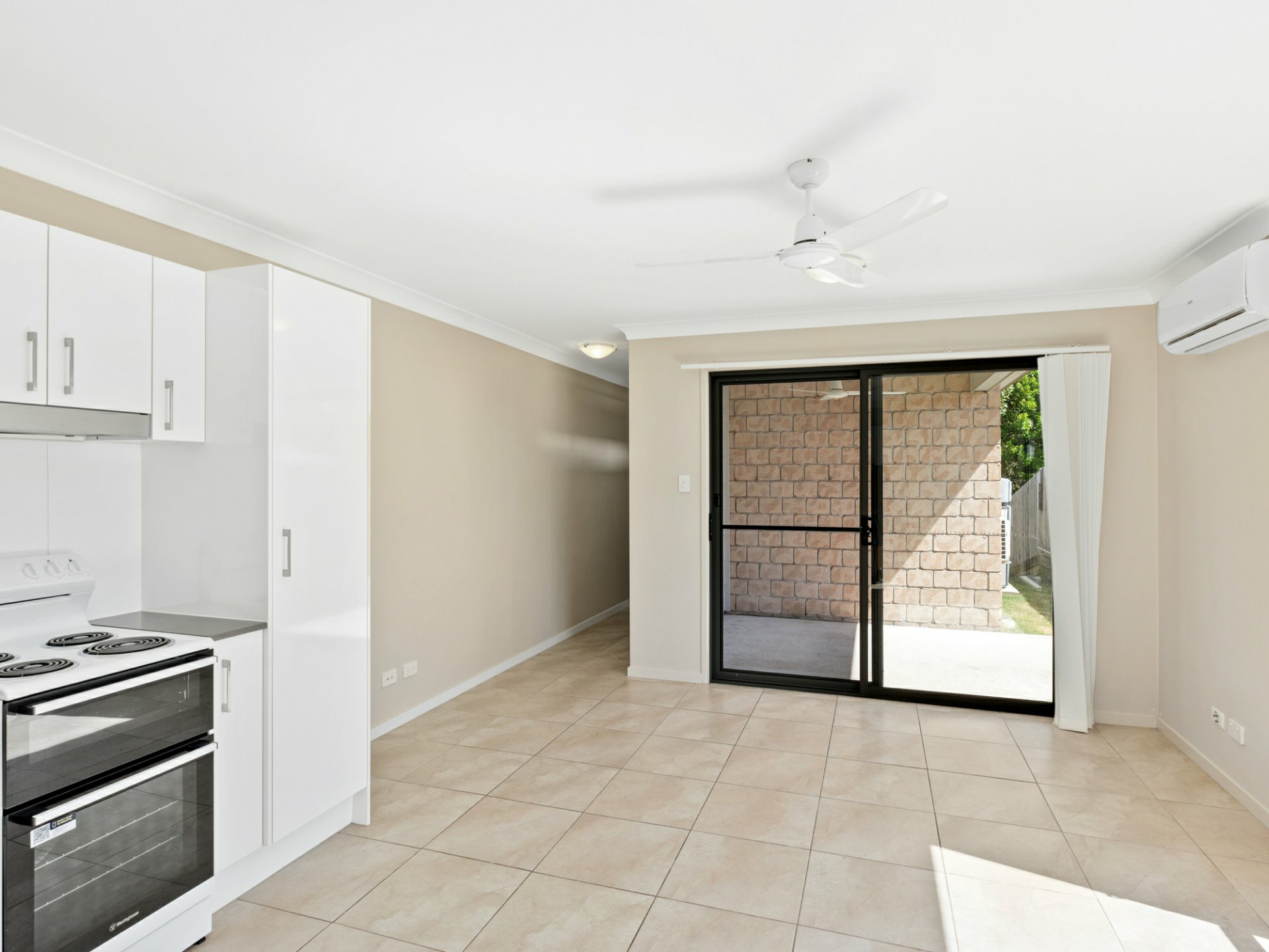 Unit 2/10 Folkes Close, BELLBIRD PARK