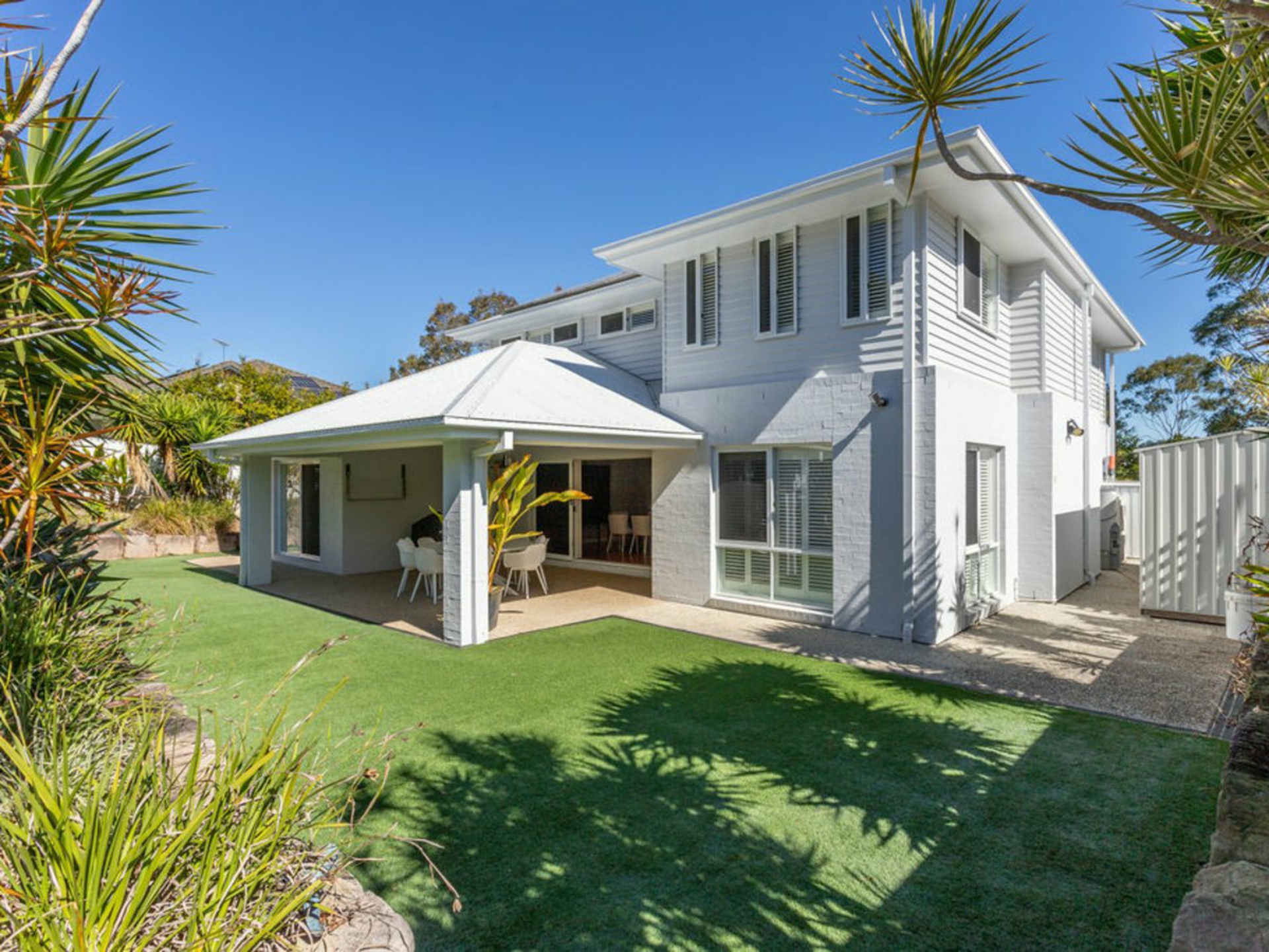 6 Waterhousia Crescent, BROOKWATER
