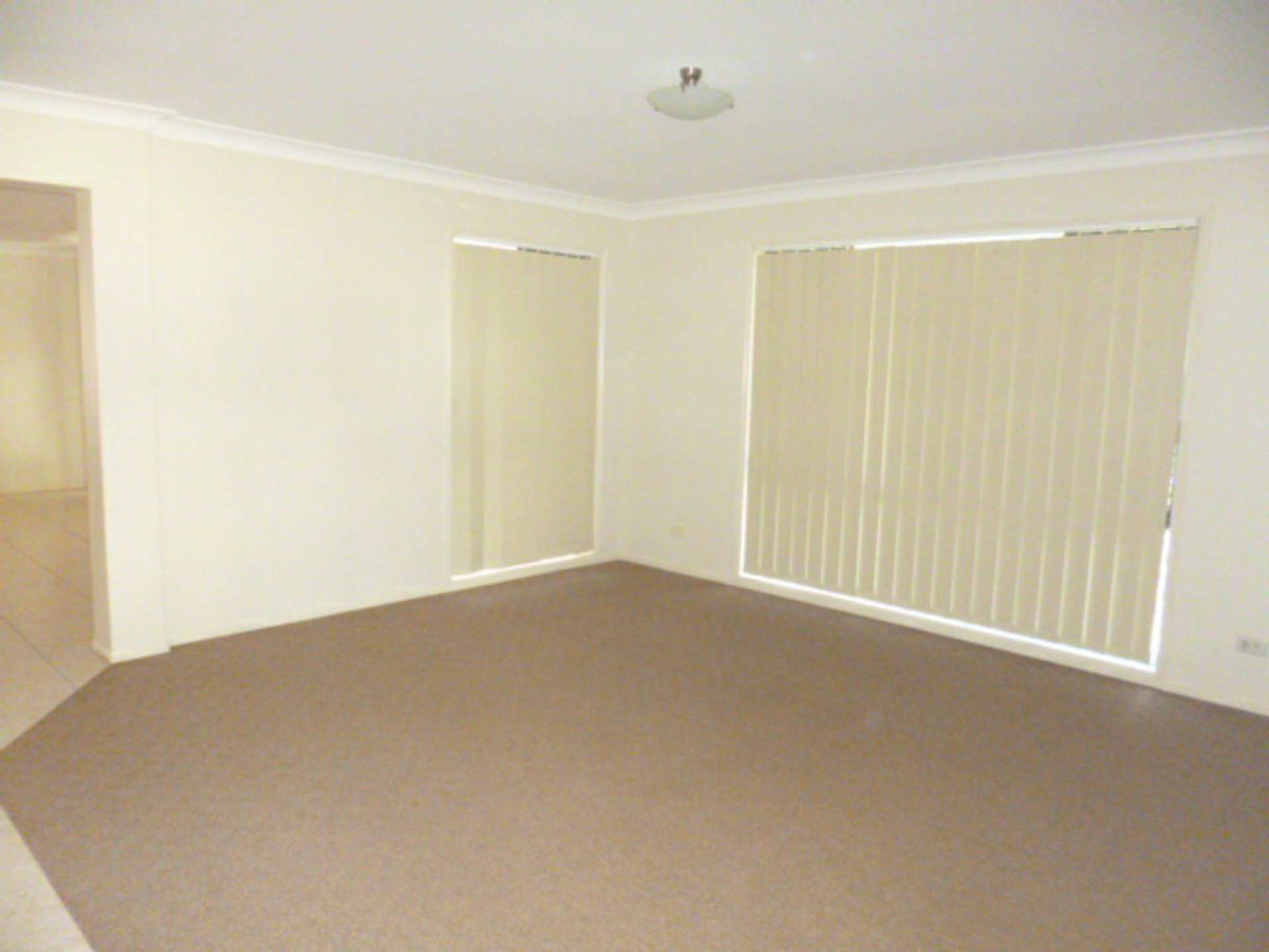 20 Waterview Court, SPRINGFIELD LAKES