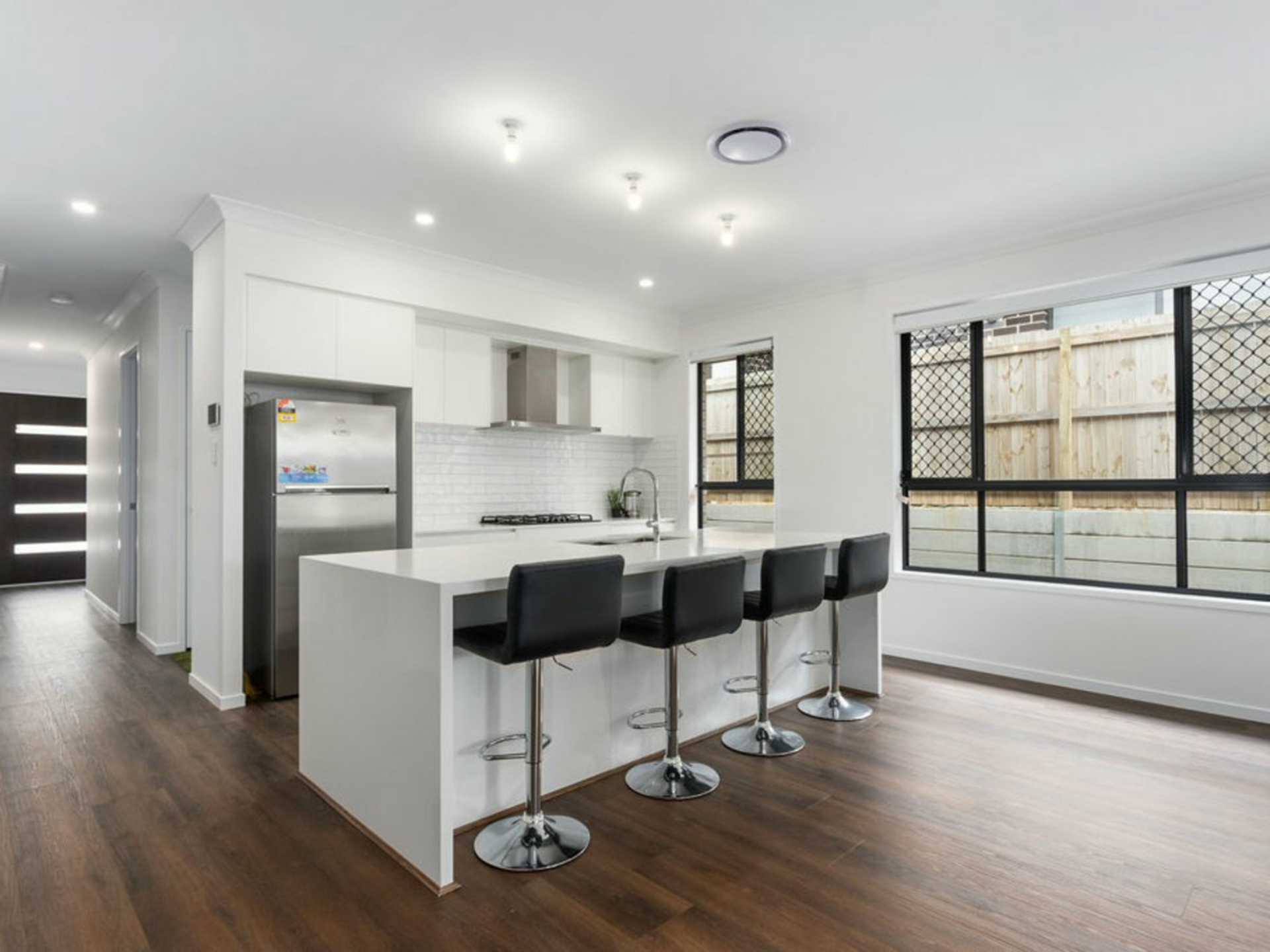 34 Bemina Crescent, SPRING MOUNTAIN