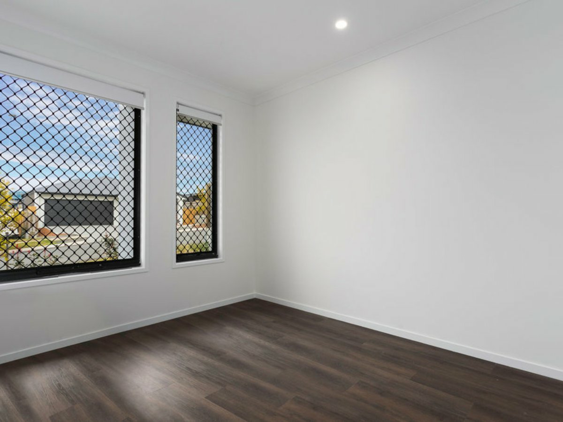 34 Bemina Crescent, SPRING MOUNTAIN