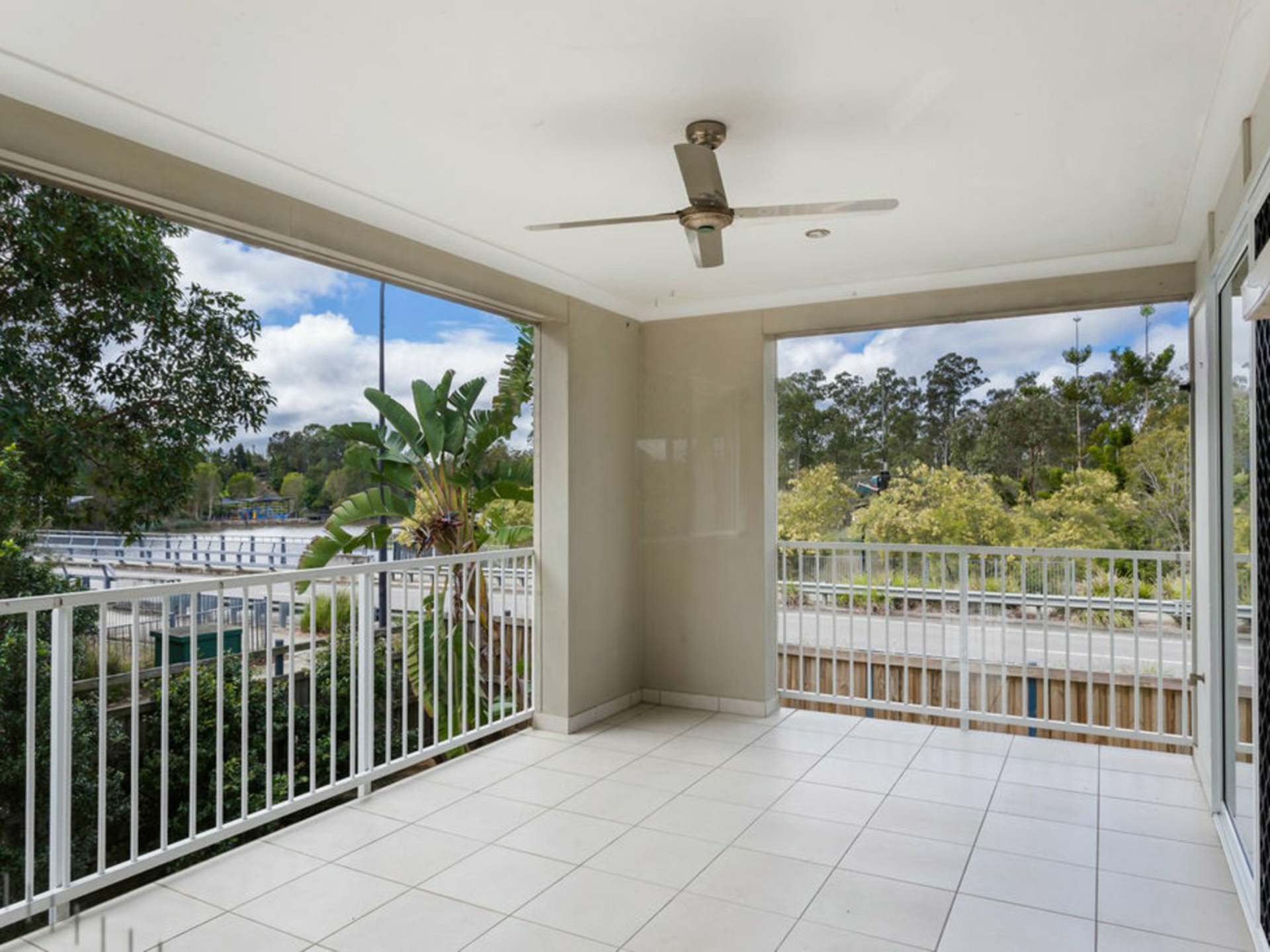 14 Marigold Close, SPRINGFIELD LAKES