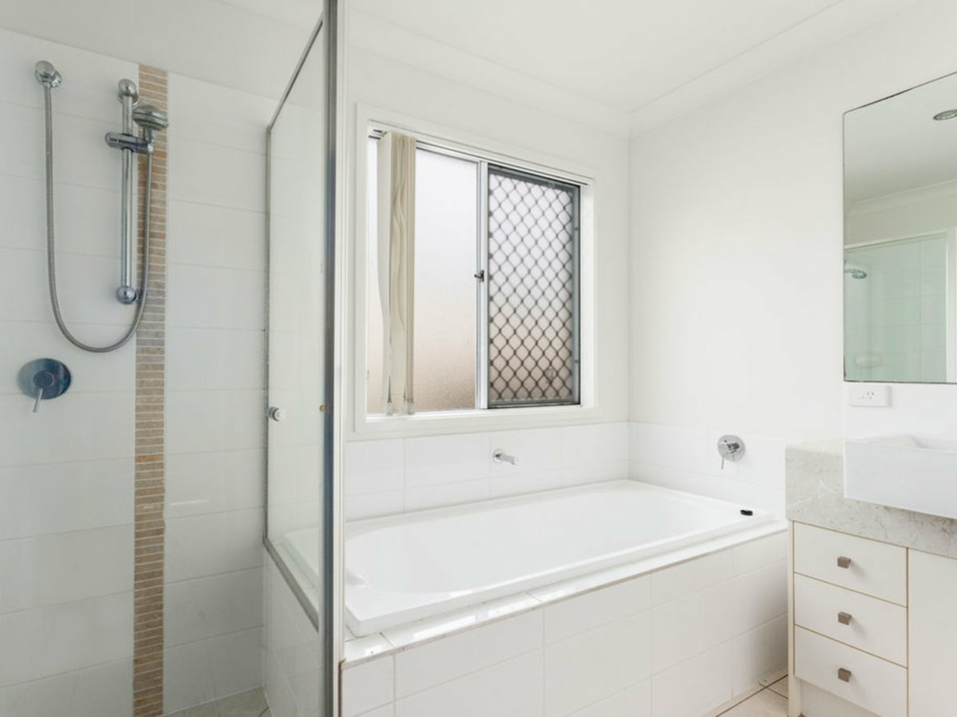 14 Marigold Close, SPRINGFIELD LAKES