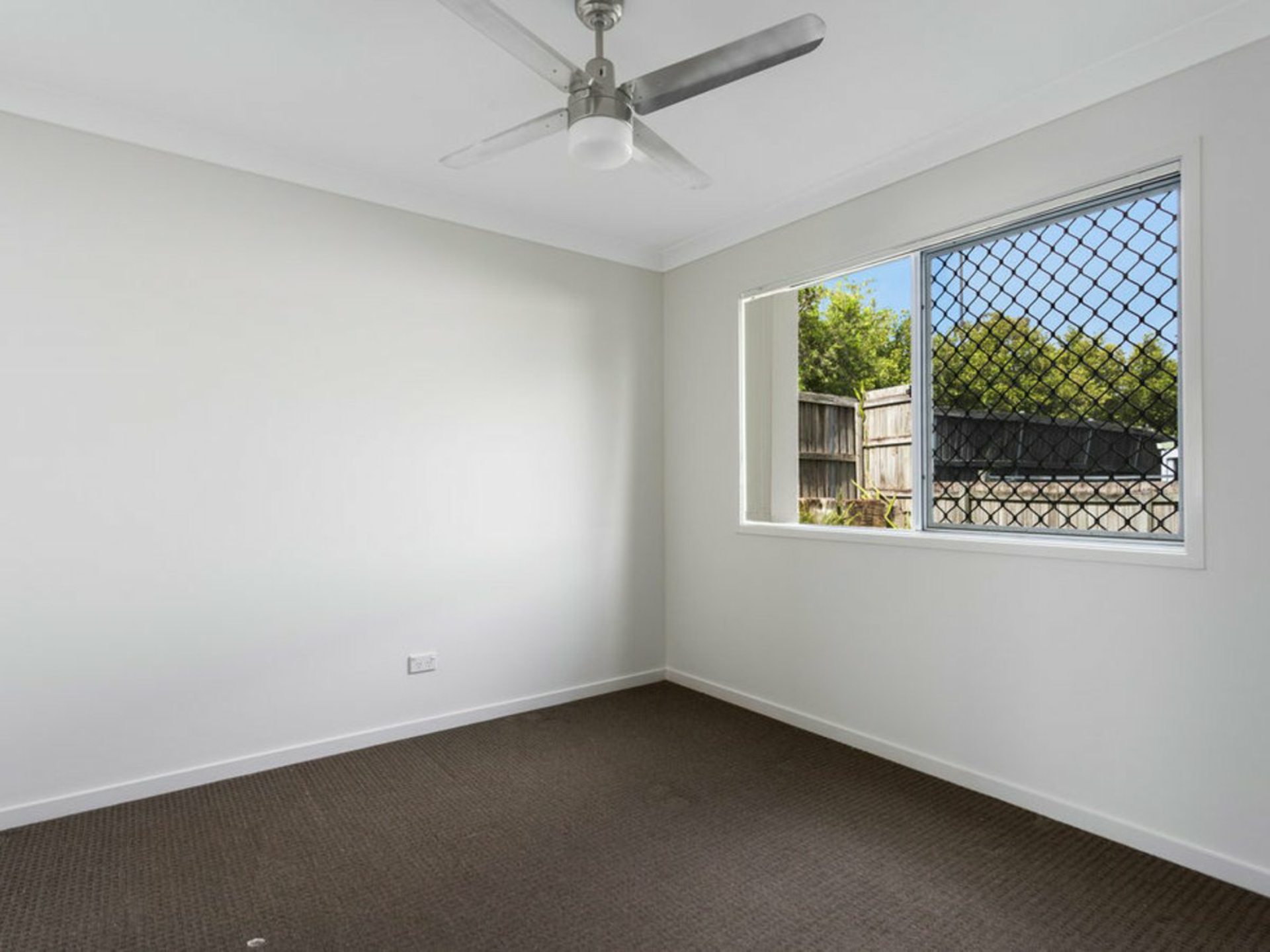 14 Marigold Close, SPRINGFIELD LAKES