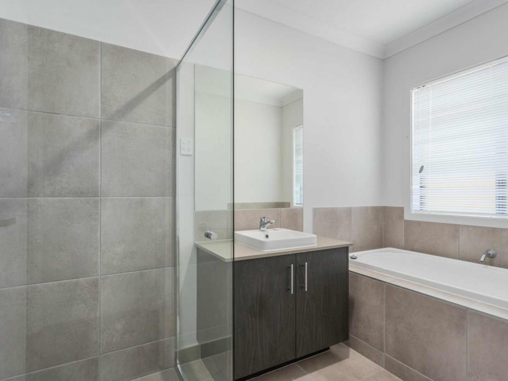 65 Sunny Crescent, RIPLEY