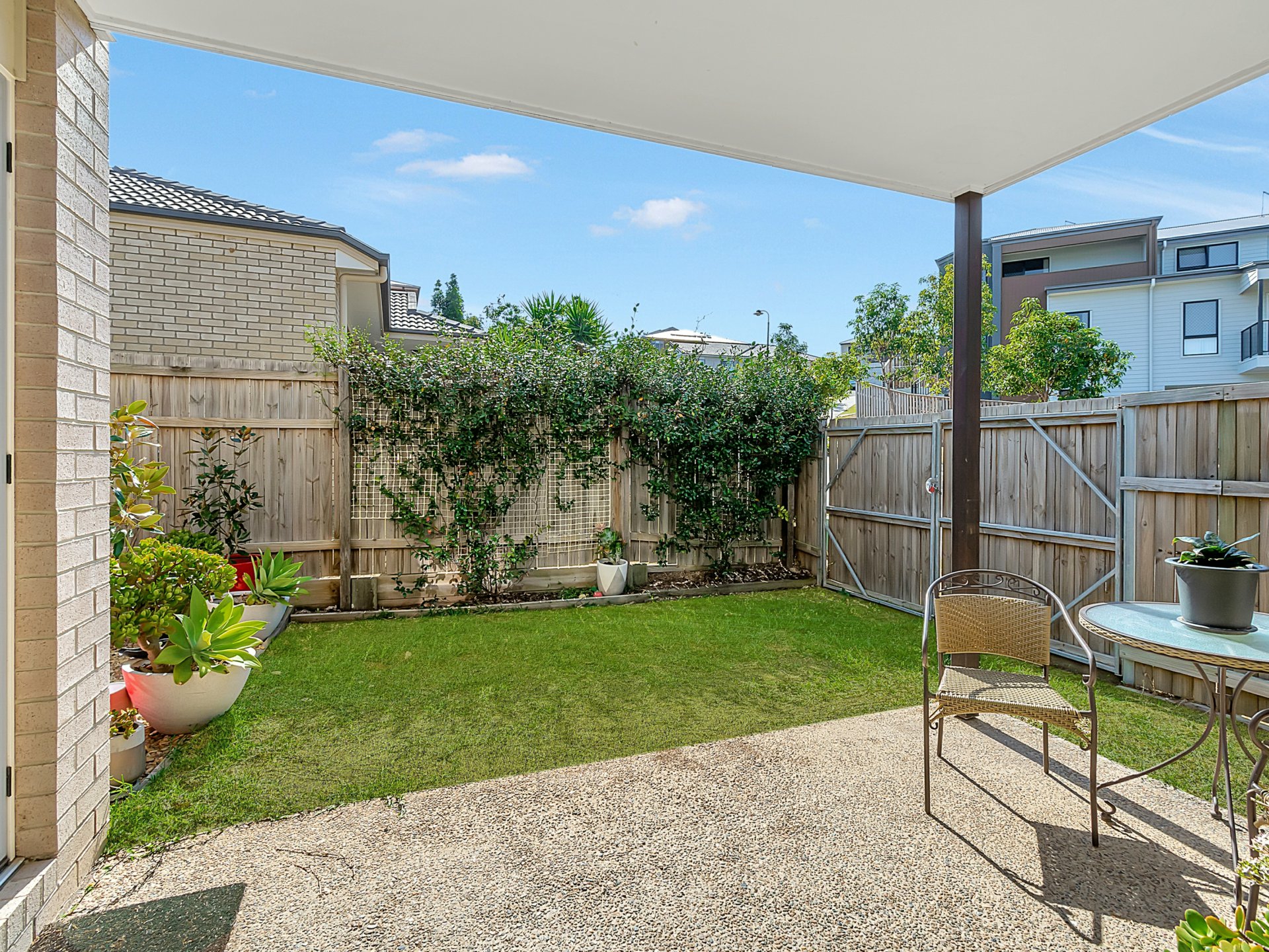 12 McKivat Drive, SPRINGFIELD LAKES