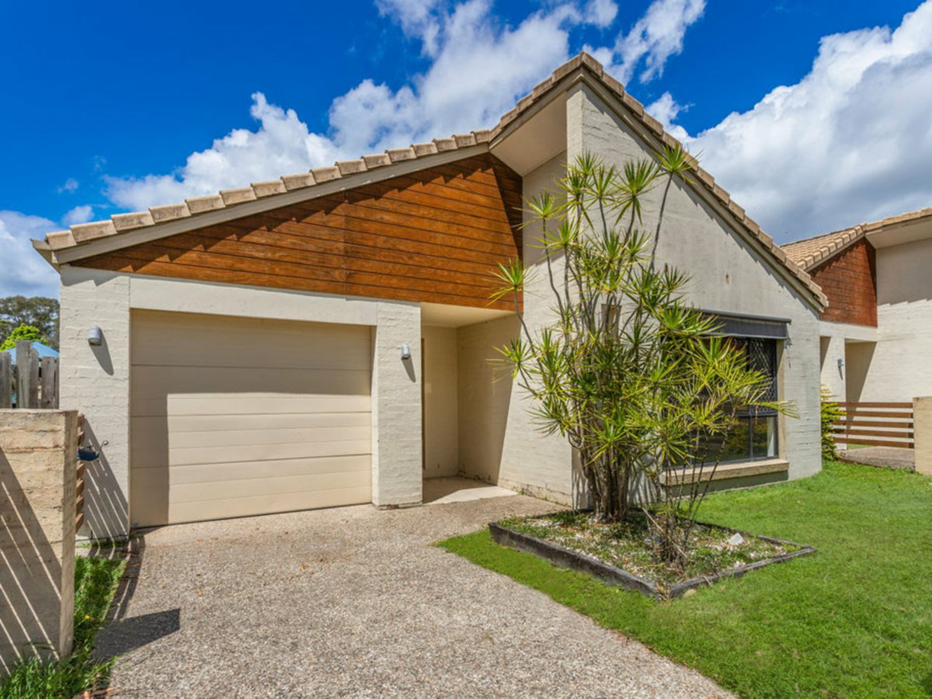 11 Aldworth Place, SPRINGFIELD LAKES