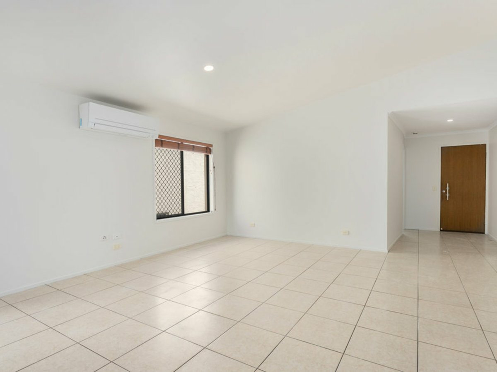 11 Aldworth Place, SPRINGFIELD LAKES