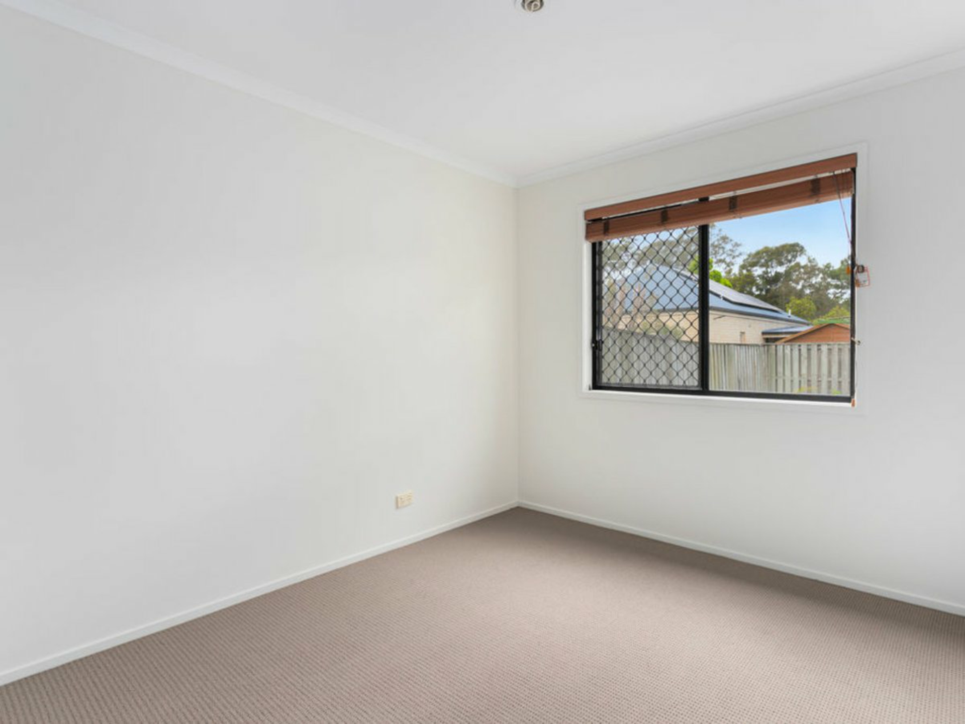 11 Aldworth Place, SPRINGFIELD LAKES