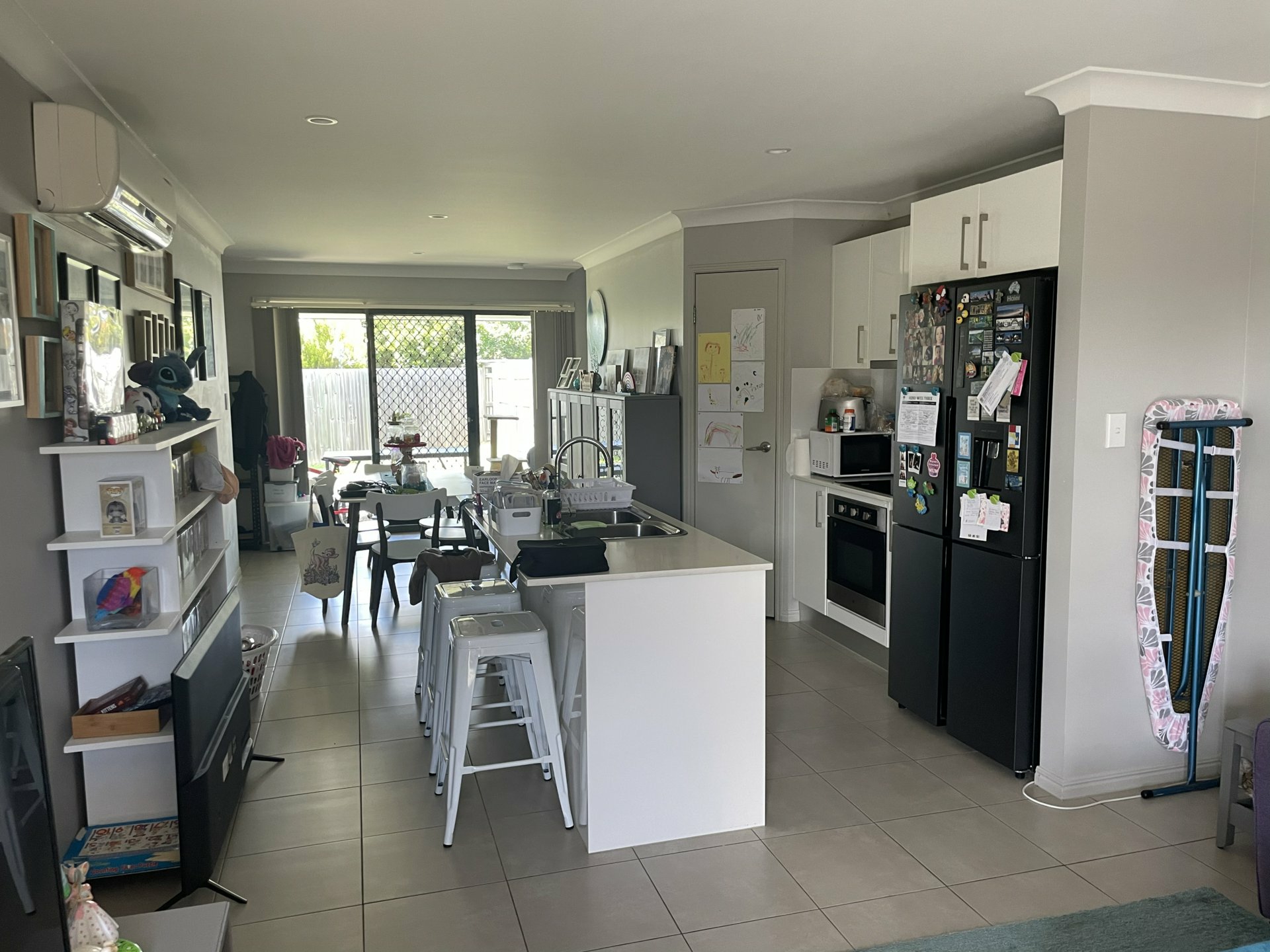 1 /24 Hookes Terrace, SPRINGFIELD LAKES