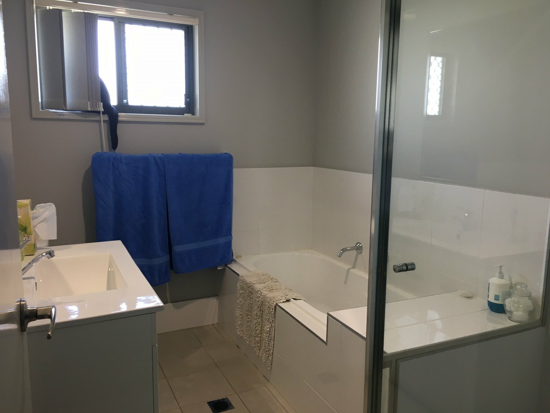 1 /24 Hookes Terrace, SPRINGFIELD LAKES
