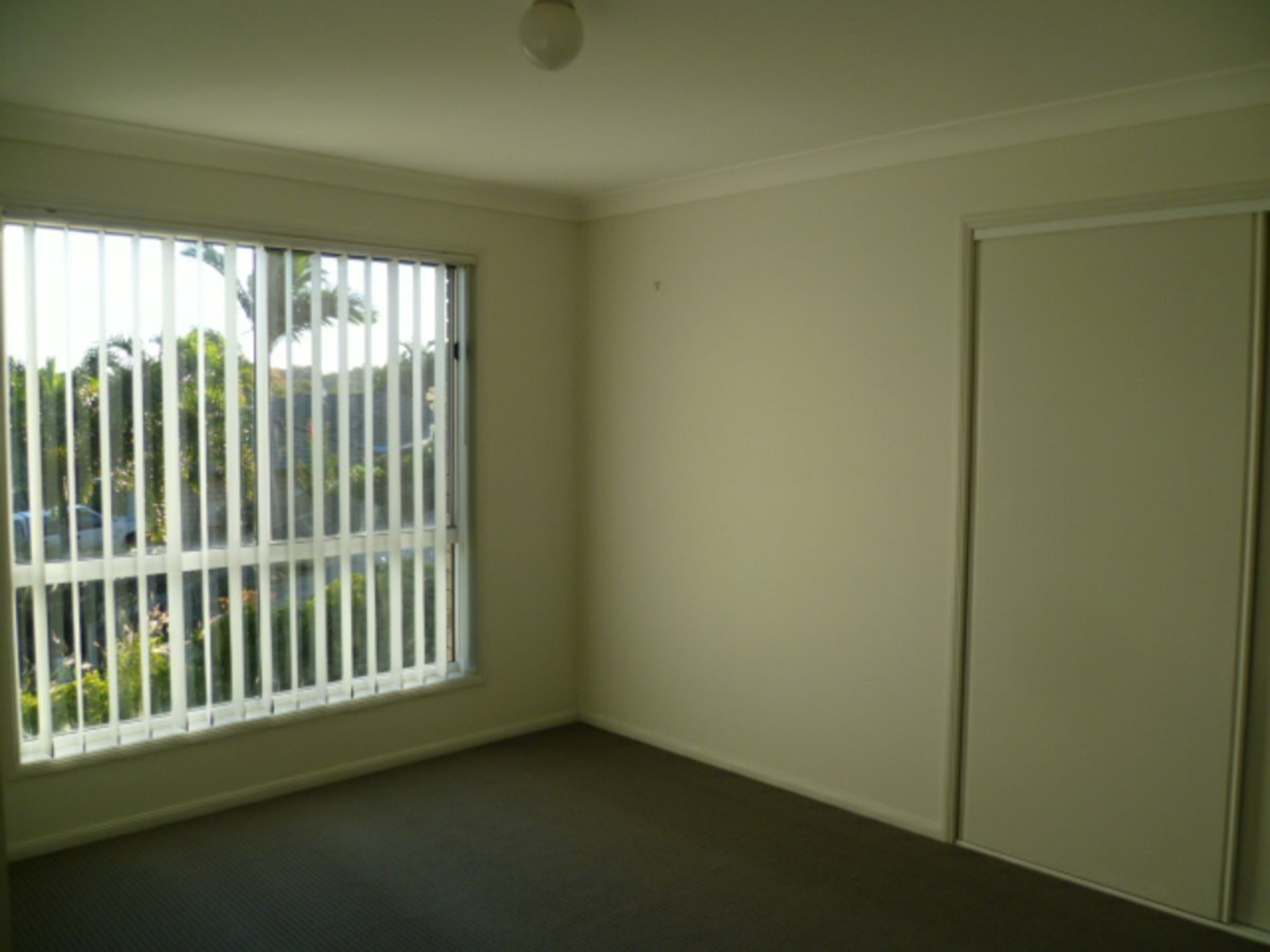 5 Cockatoo Place, SPRINGFIELD