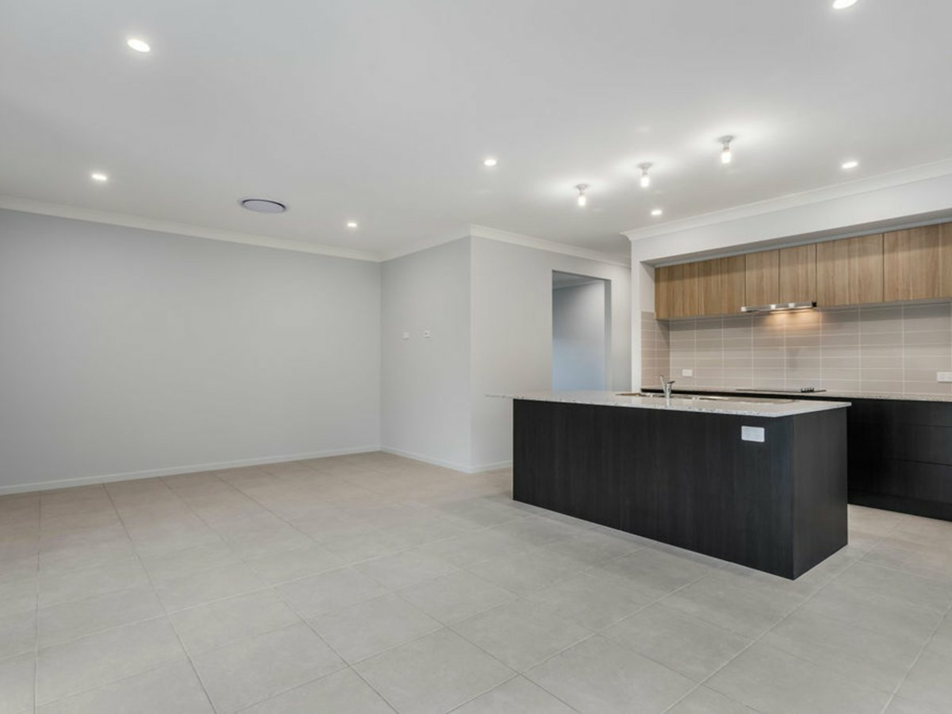 16 Branch Circuit, GREENBANK
