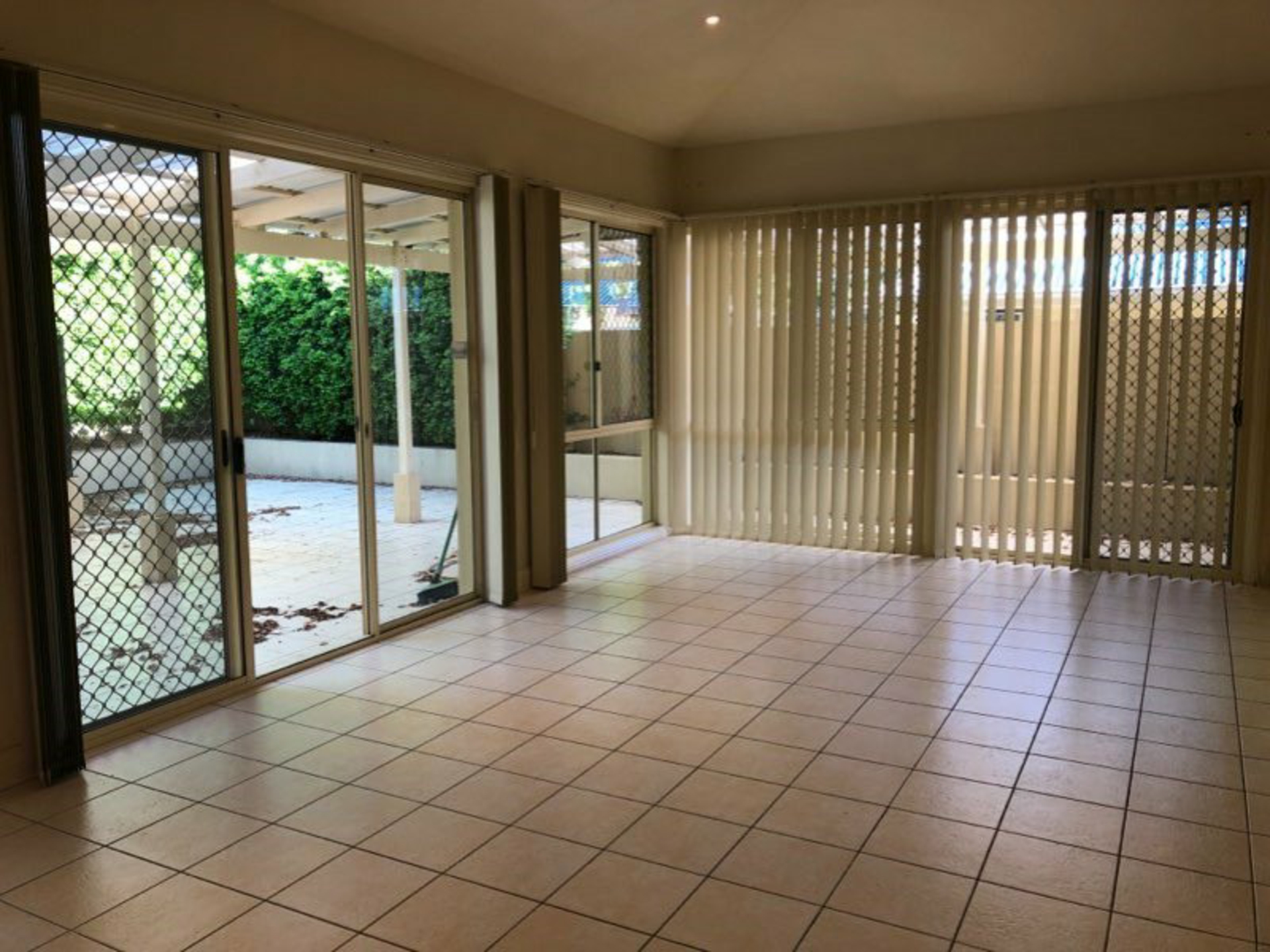 19 Montello Circuit, SPRINGFIELD LAKES