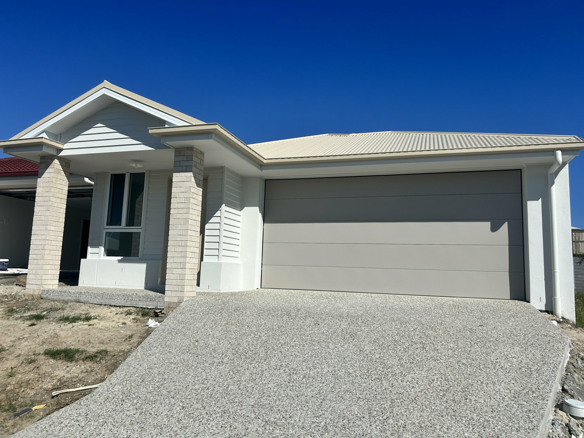 135 Carnarvon Drive, WHITE ROCK