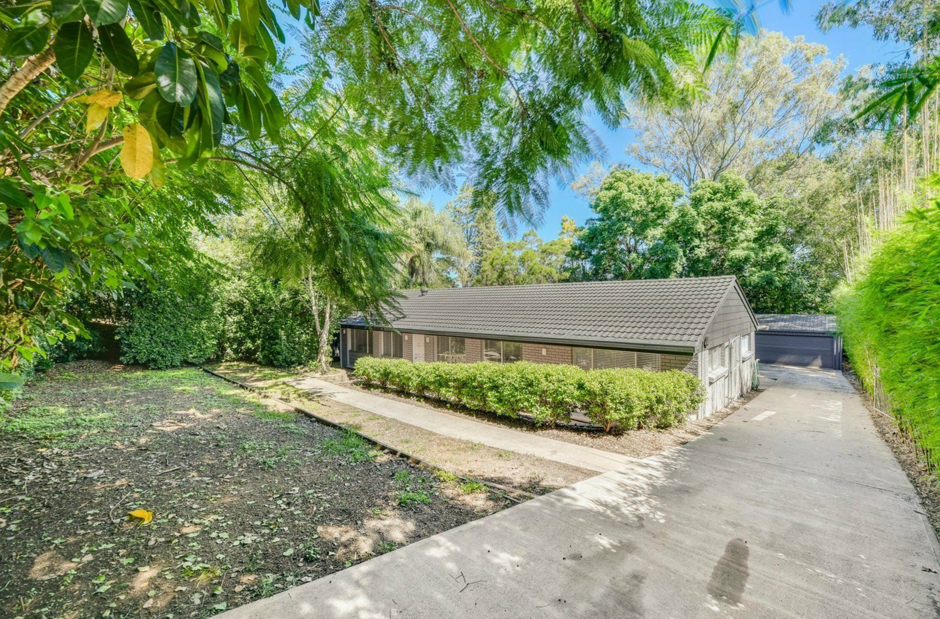 257 Redbank Plains Road, REDBANK PLAINS