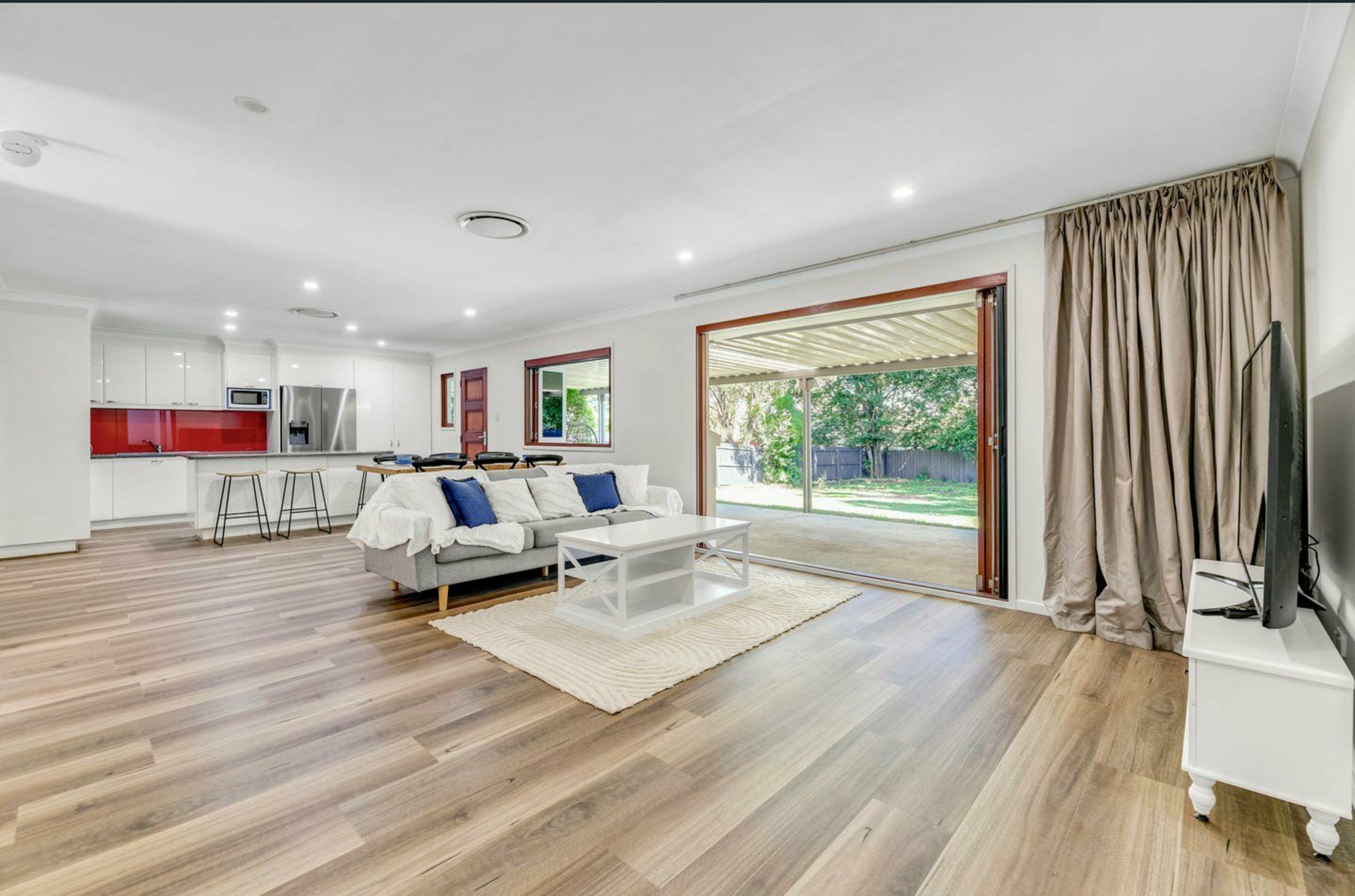 257 Redbank Plains Road, REDBANK PLAINS