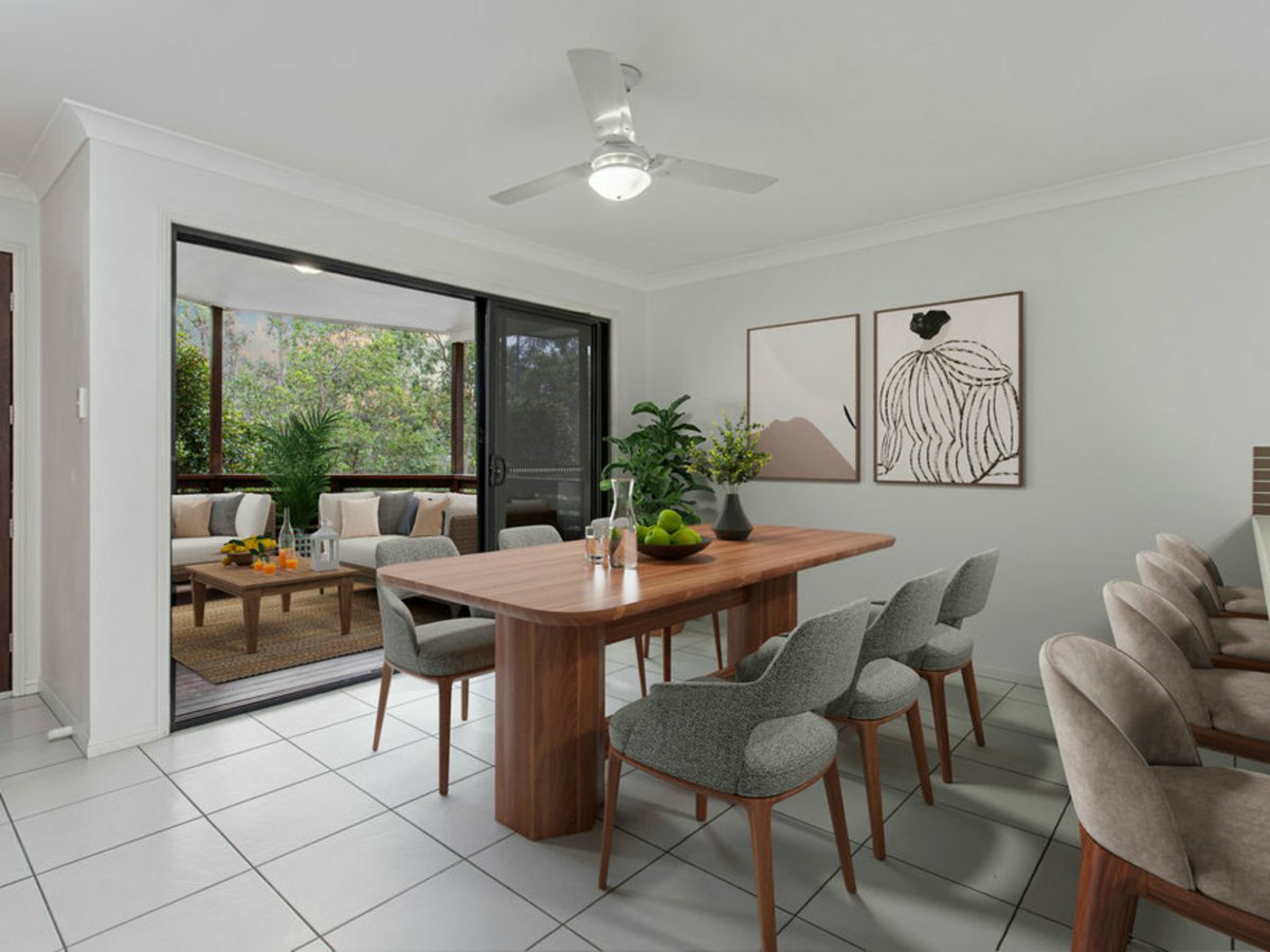 90 Grande Avenue, SPRINGFIELD LAKES
