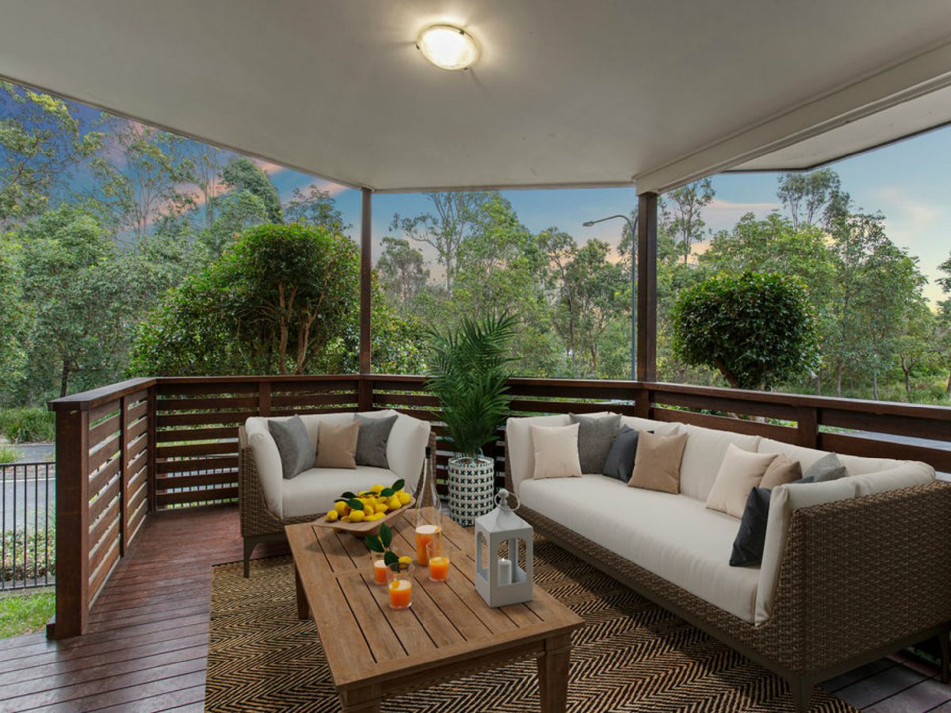 90 Grande Avenue, SPRINGFIELD LAKES