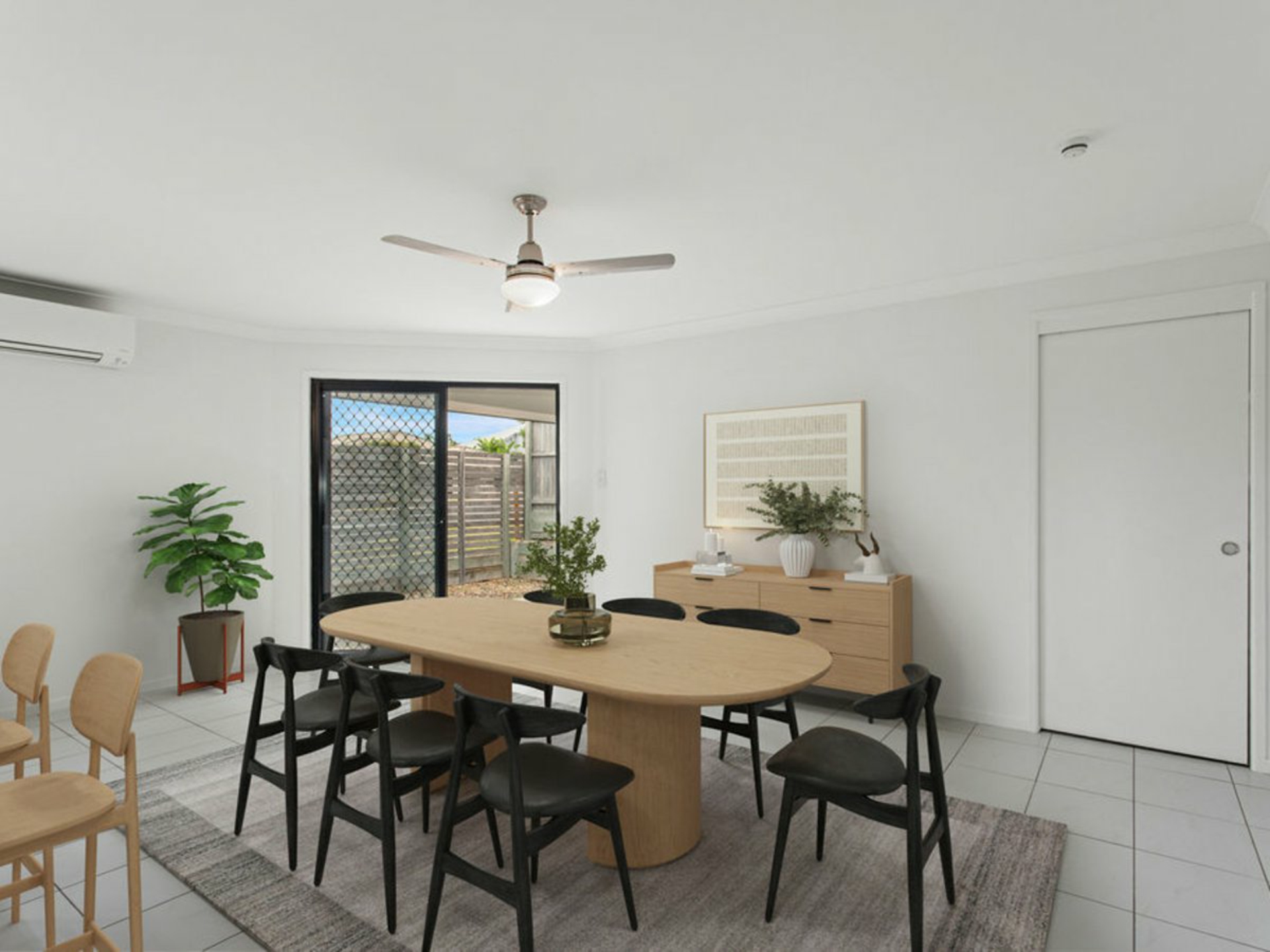 47 Lakes Entrance Drive — photo 6 of 26