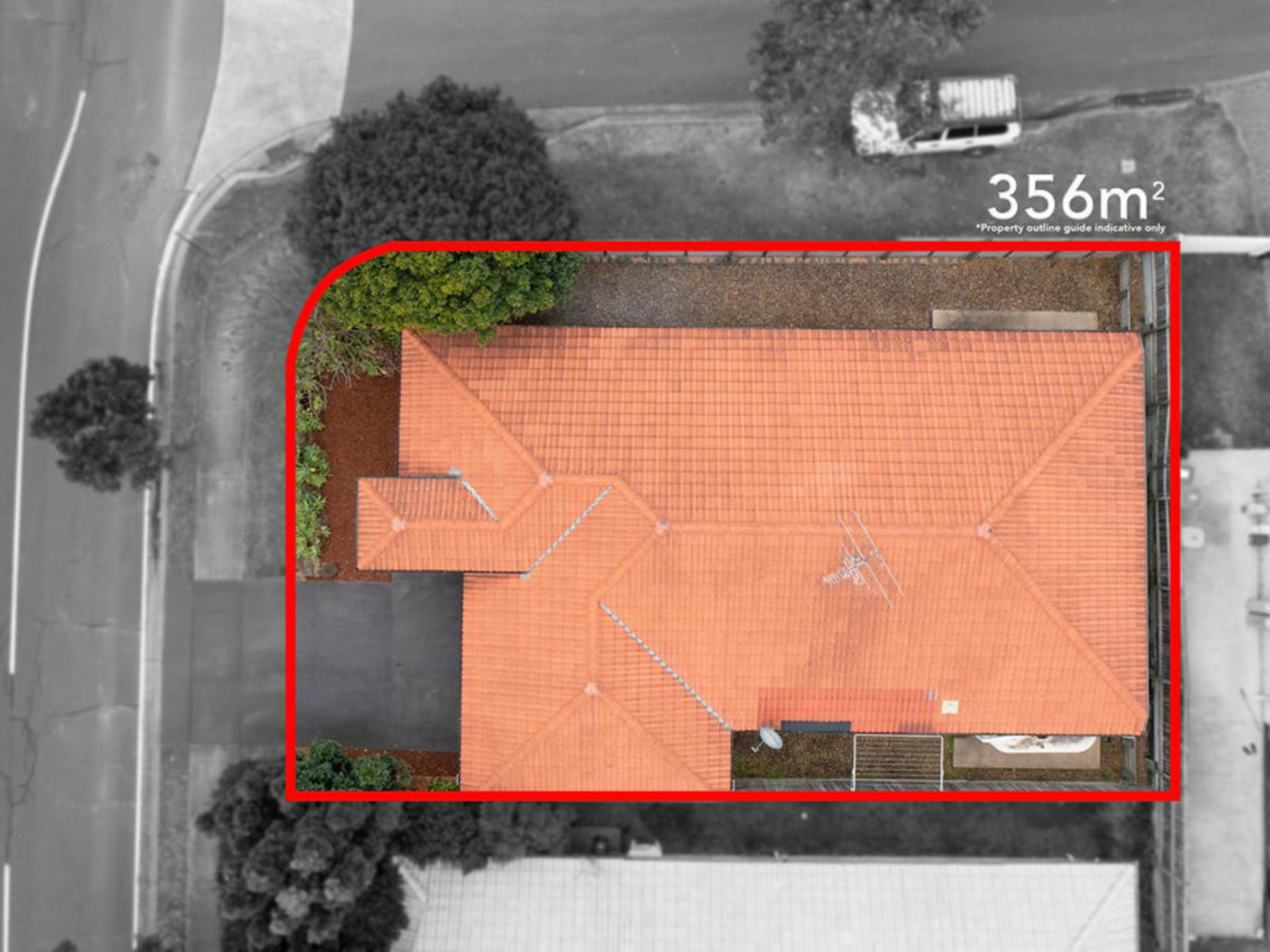 47 Lakes Entrance Drive — photo 18 of 26