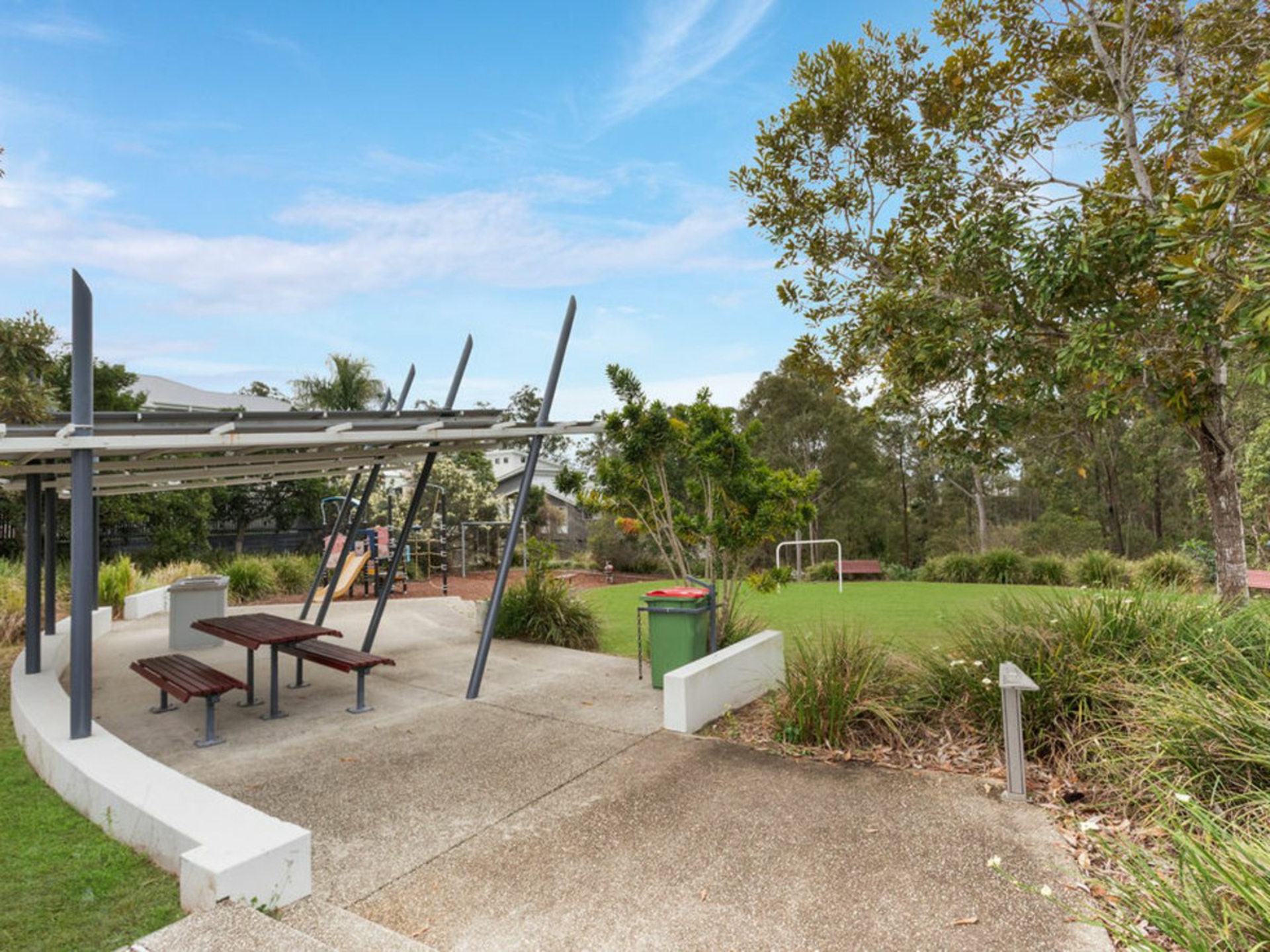 47 Lakes Entrance Drive — photo 21 of 26
