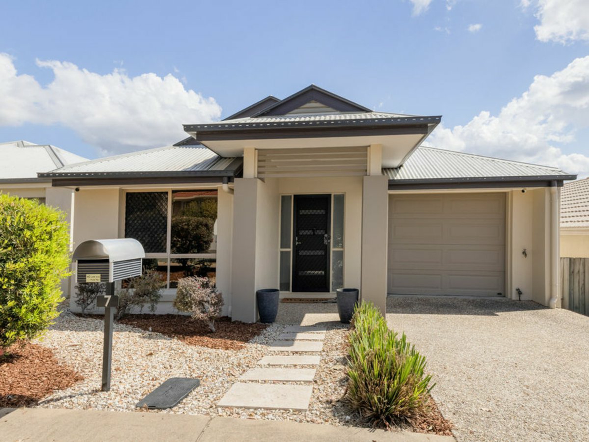 7 Esperance Crescent — photo 23 of 23