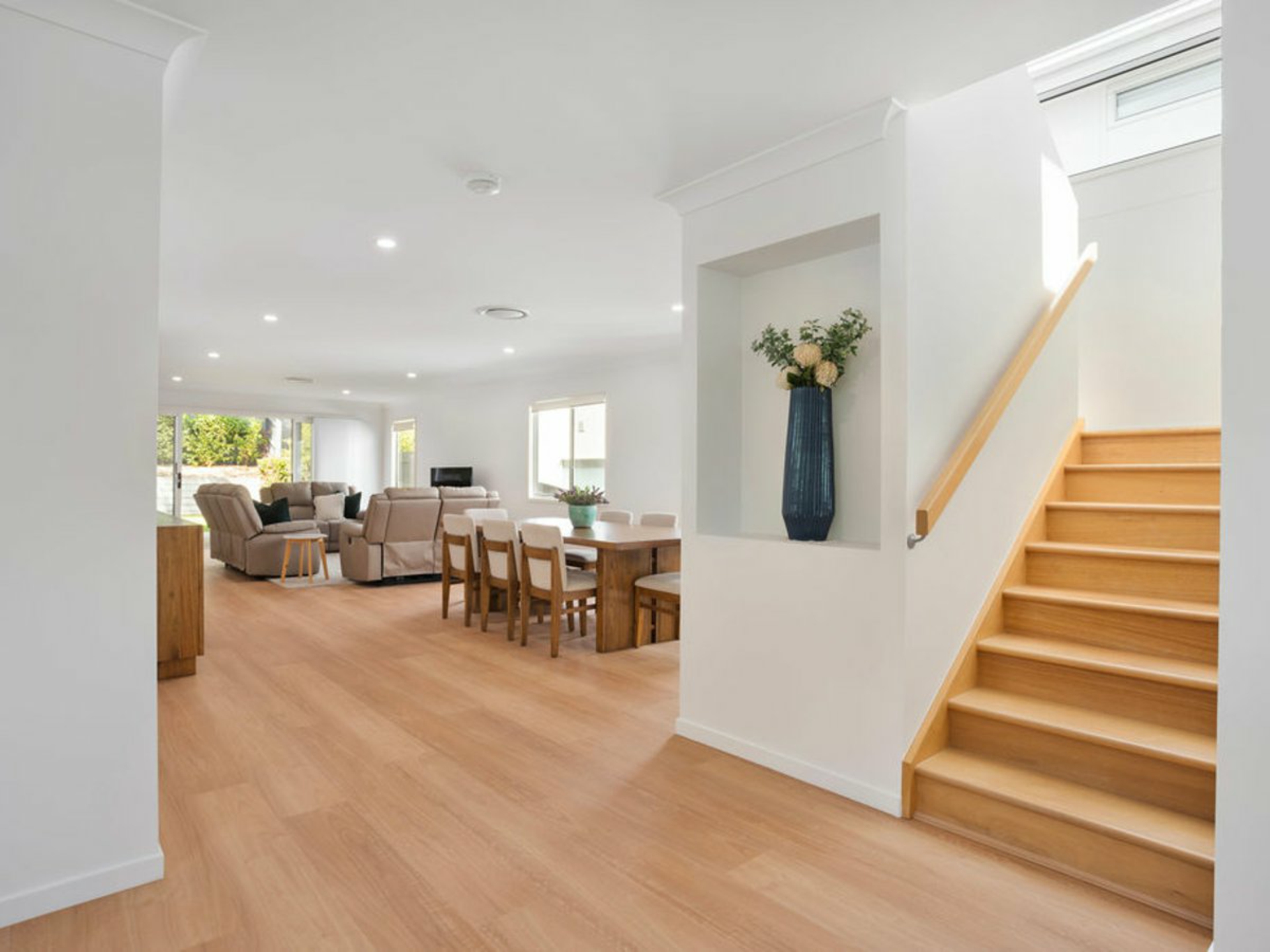60 Fawkner Street — photo 8 of 30