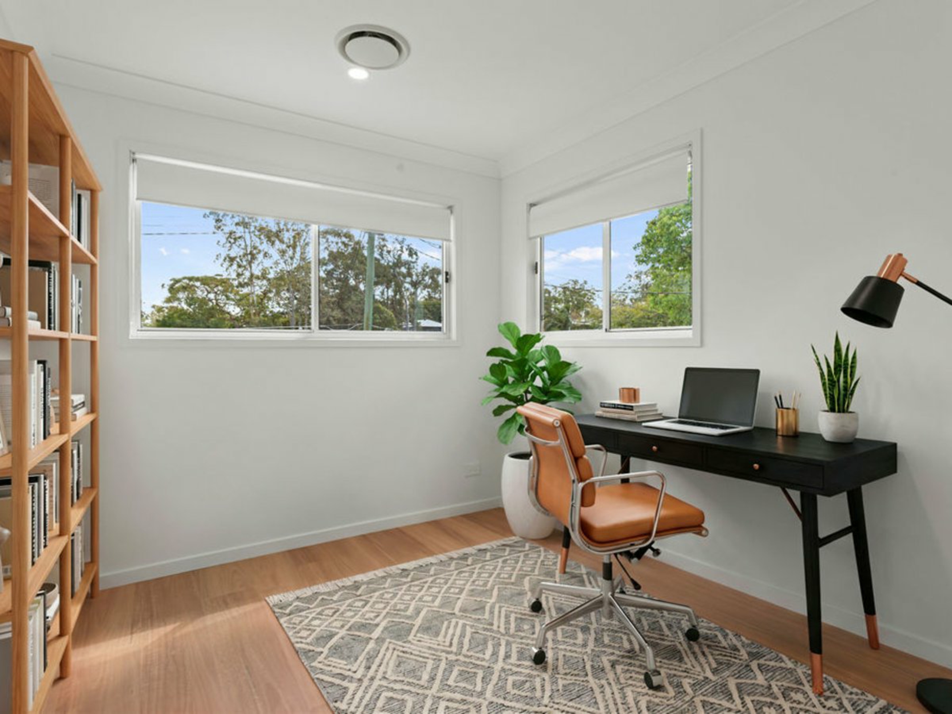 60 Fawkner Street — photo 13 of 30