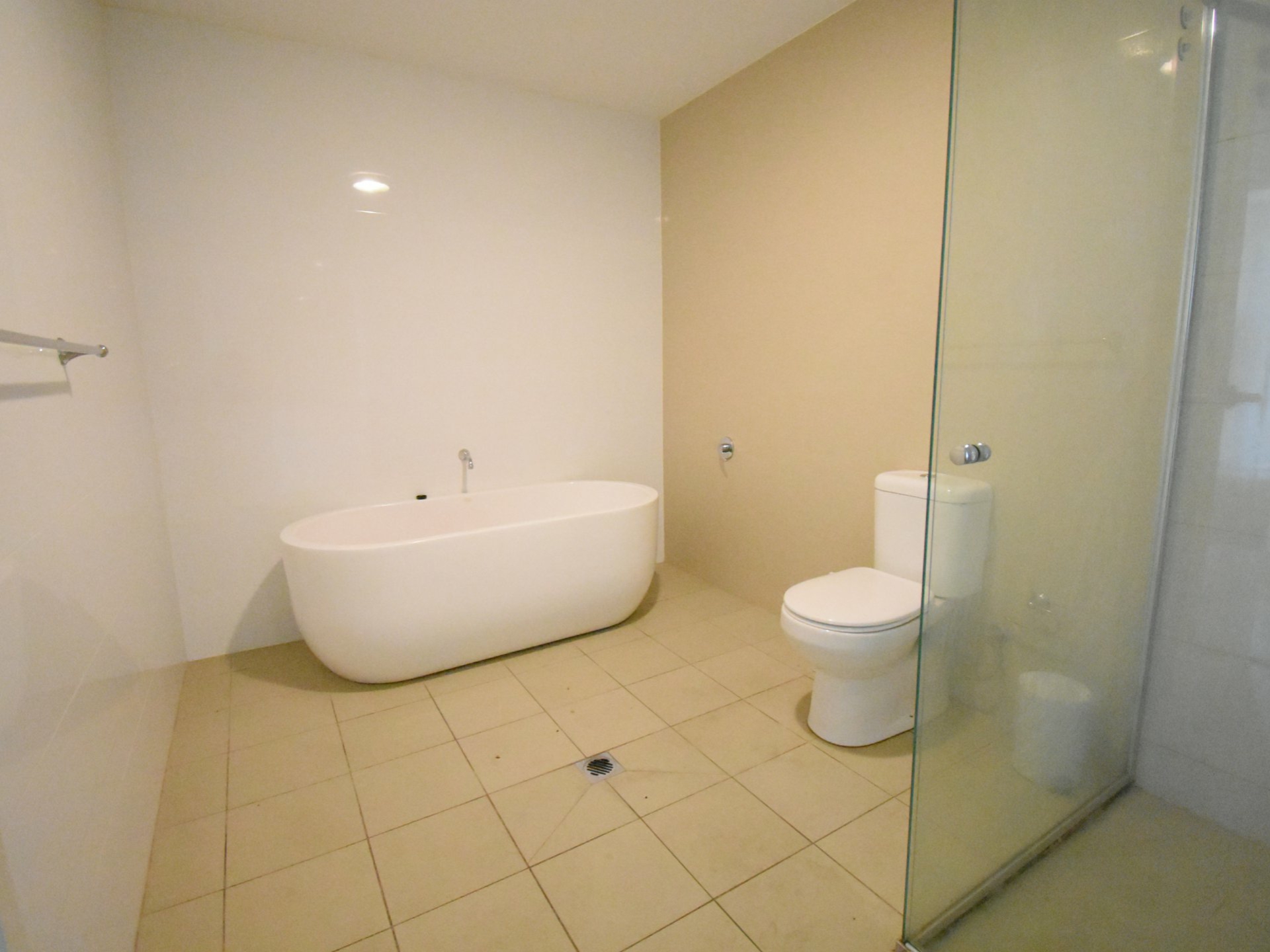 42/57-59 Lachlan St, WARWICK FARM