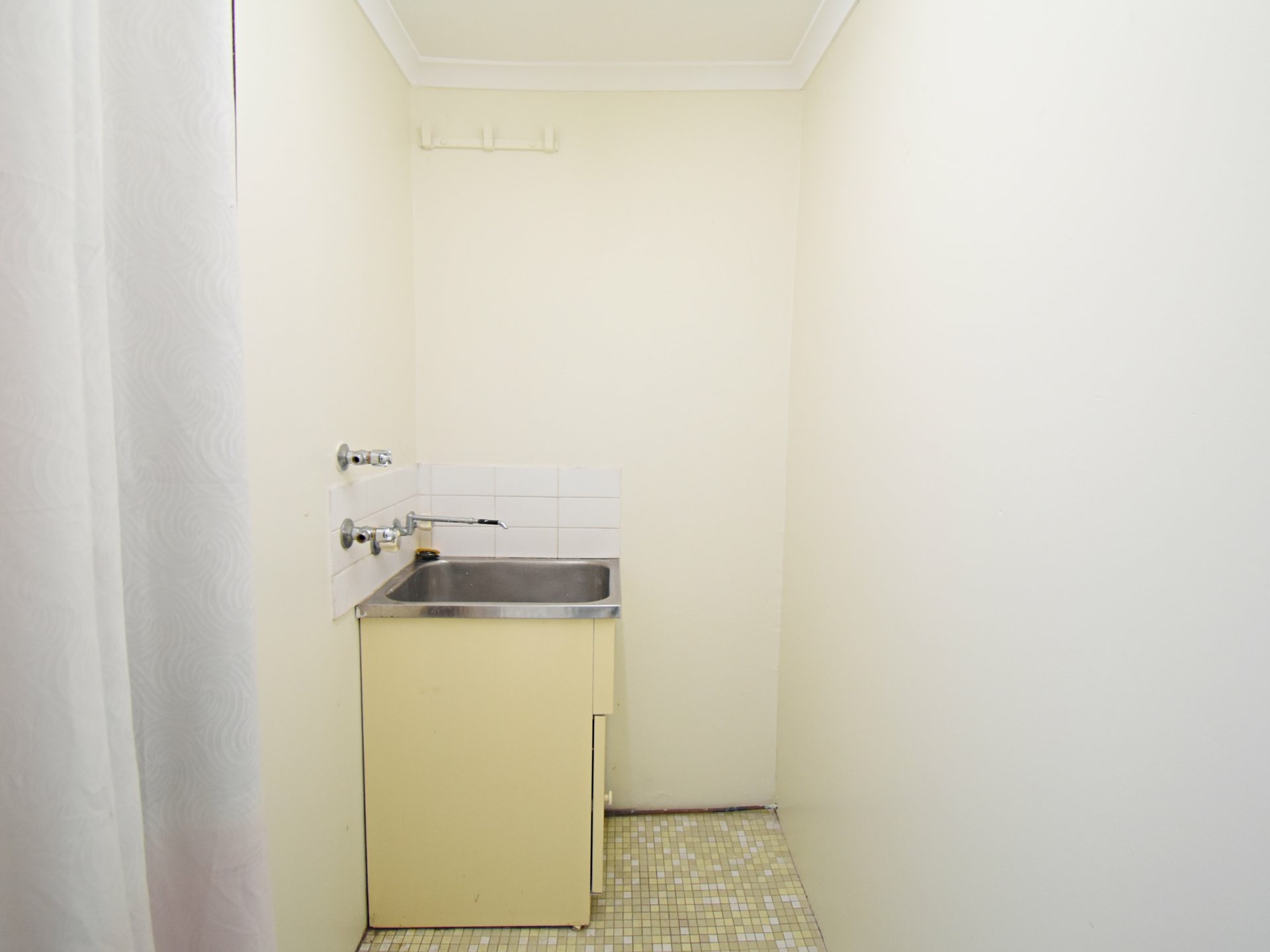 2/59-63 Bartley Street, CANLEY VALE