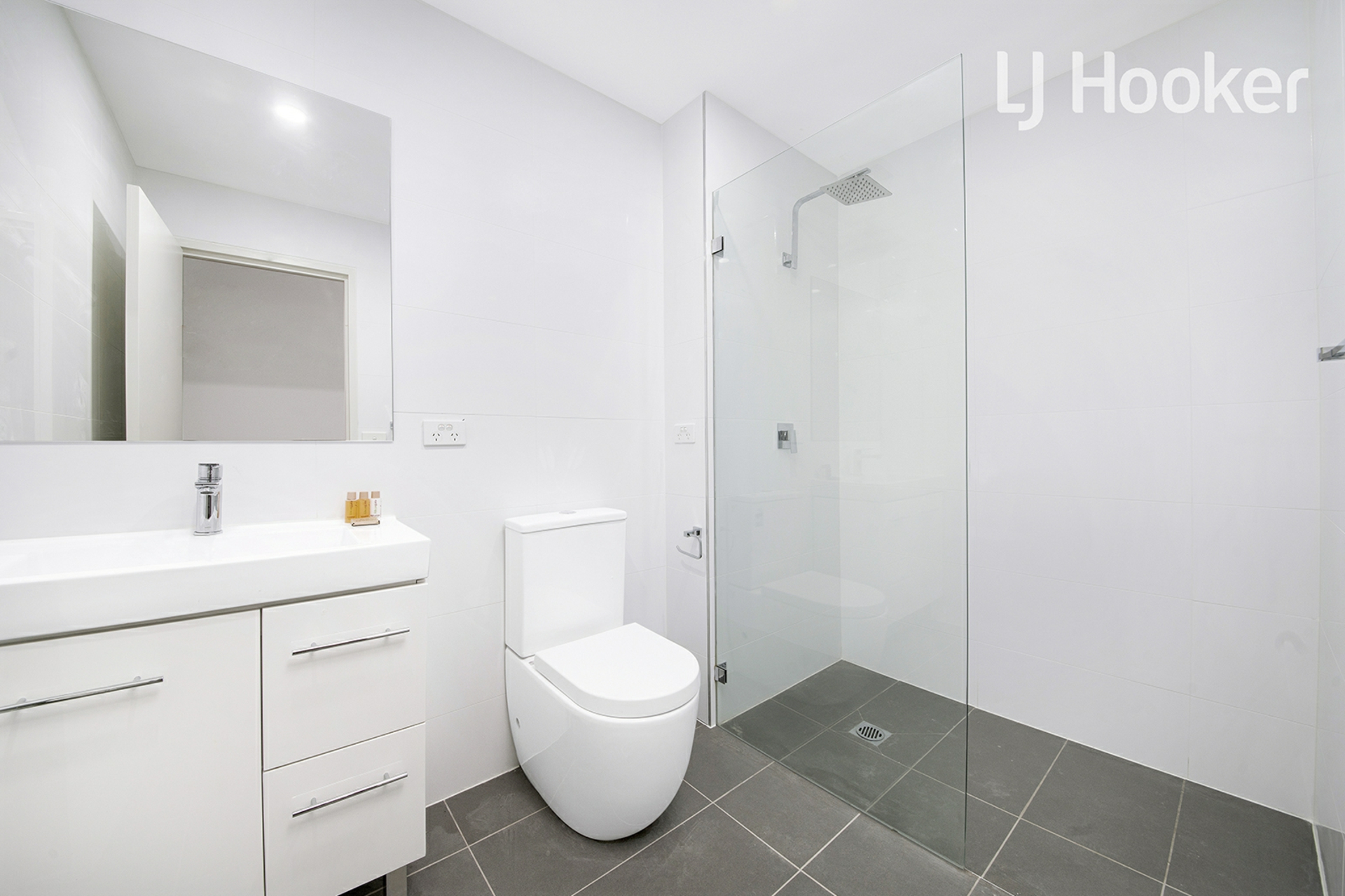 37-41 Bonnyrigg Avenue, BONNYRIGG